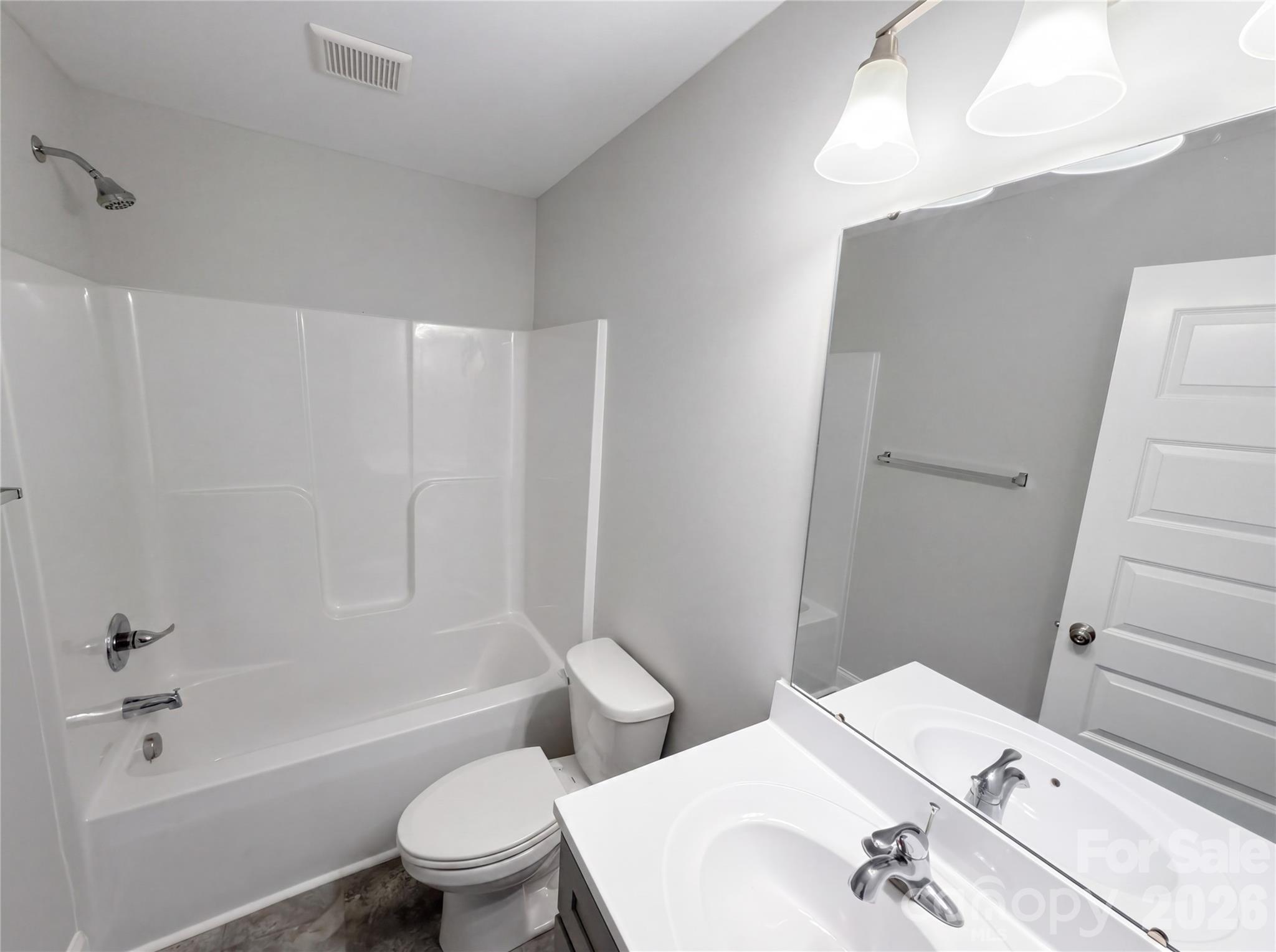 4918 Griffith Road Property Photo 12