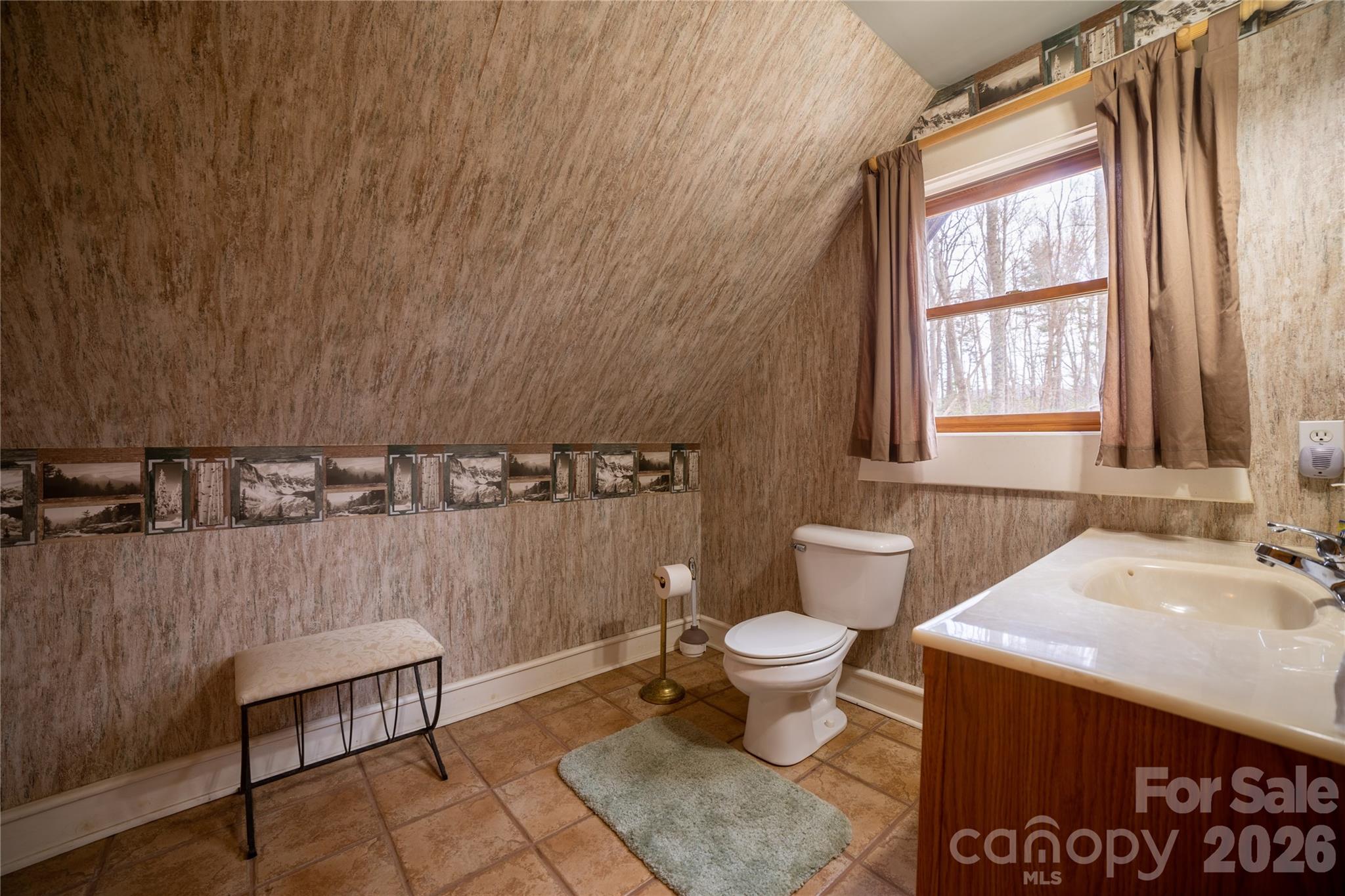 682 Rock House Road Property Photo 34