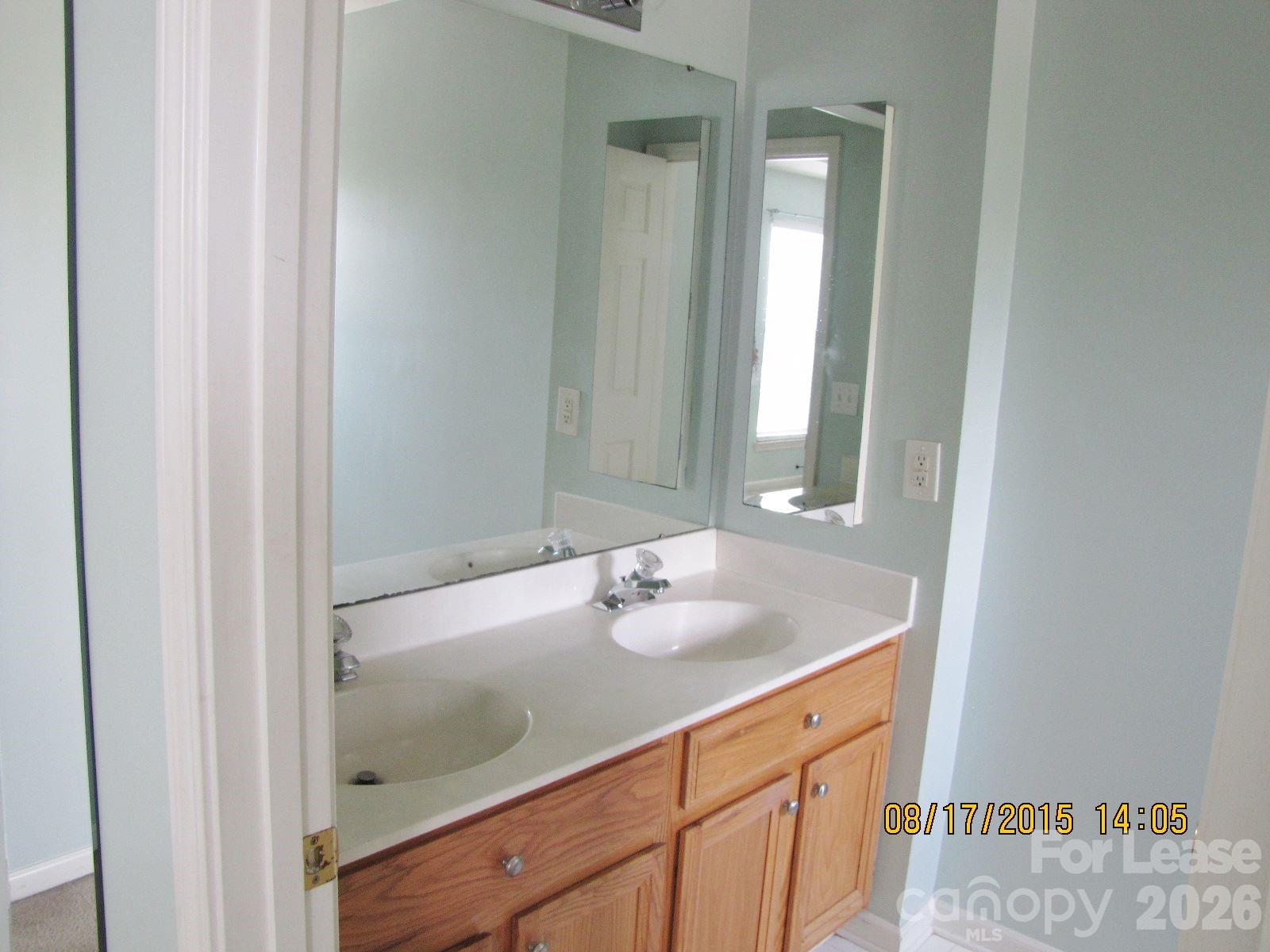 18040 Delmas Drive Property Photo 16