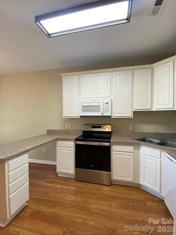 112 Sunridge Drive Property Photo 8