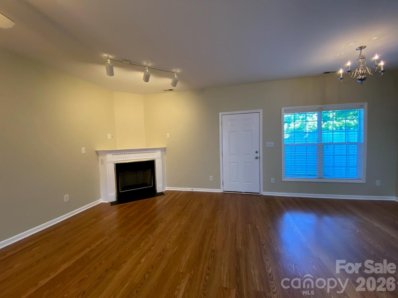 112 Sunridge Drive Property Photo 10