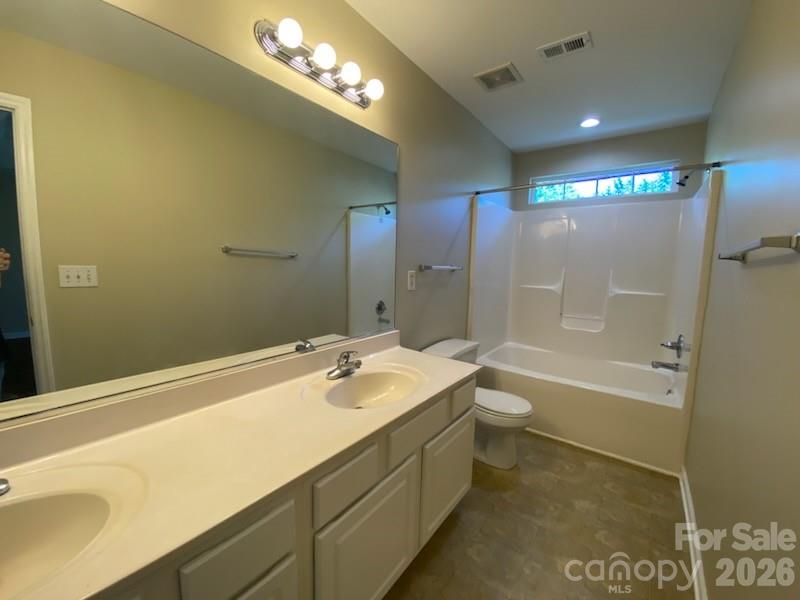 112 Sunridge Drive Property Photo 24