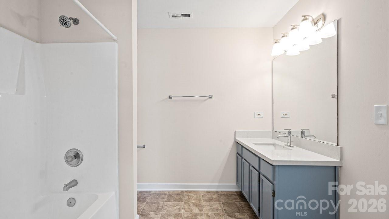2114 Pleasant Dale Drive Property Photo 10