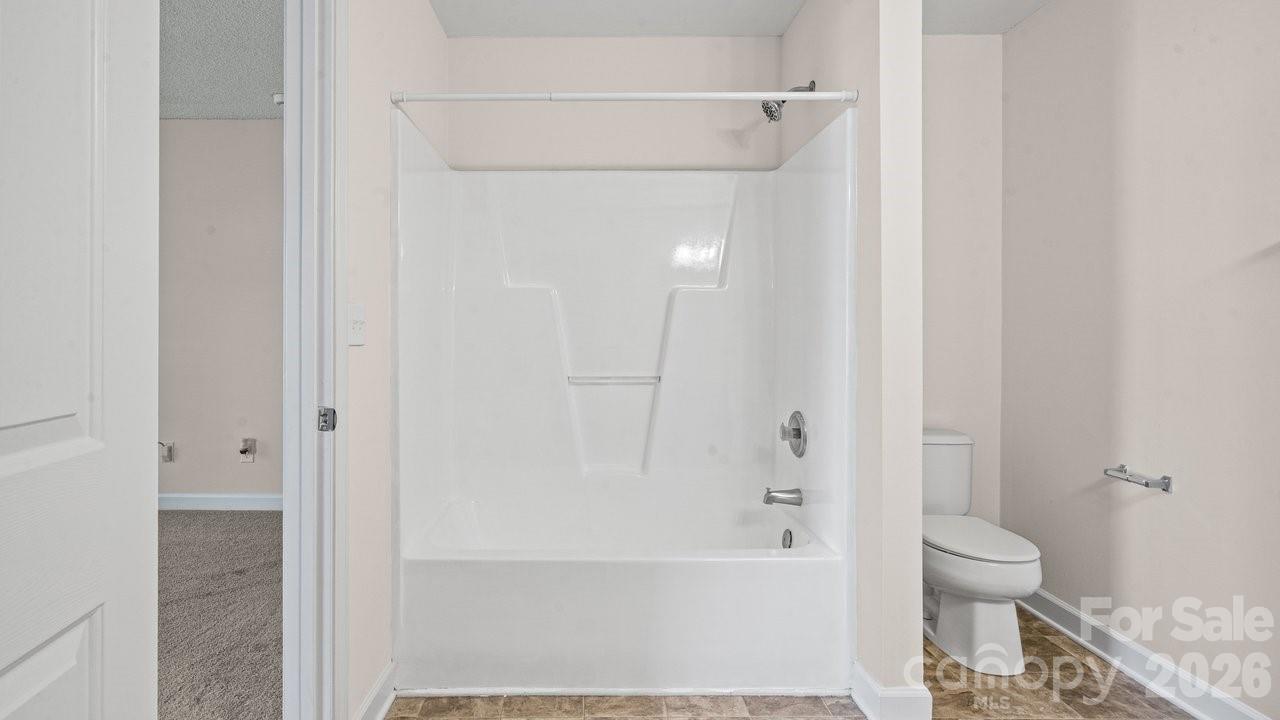 2114 Pleasant Dale Drive Property Photo 11