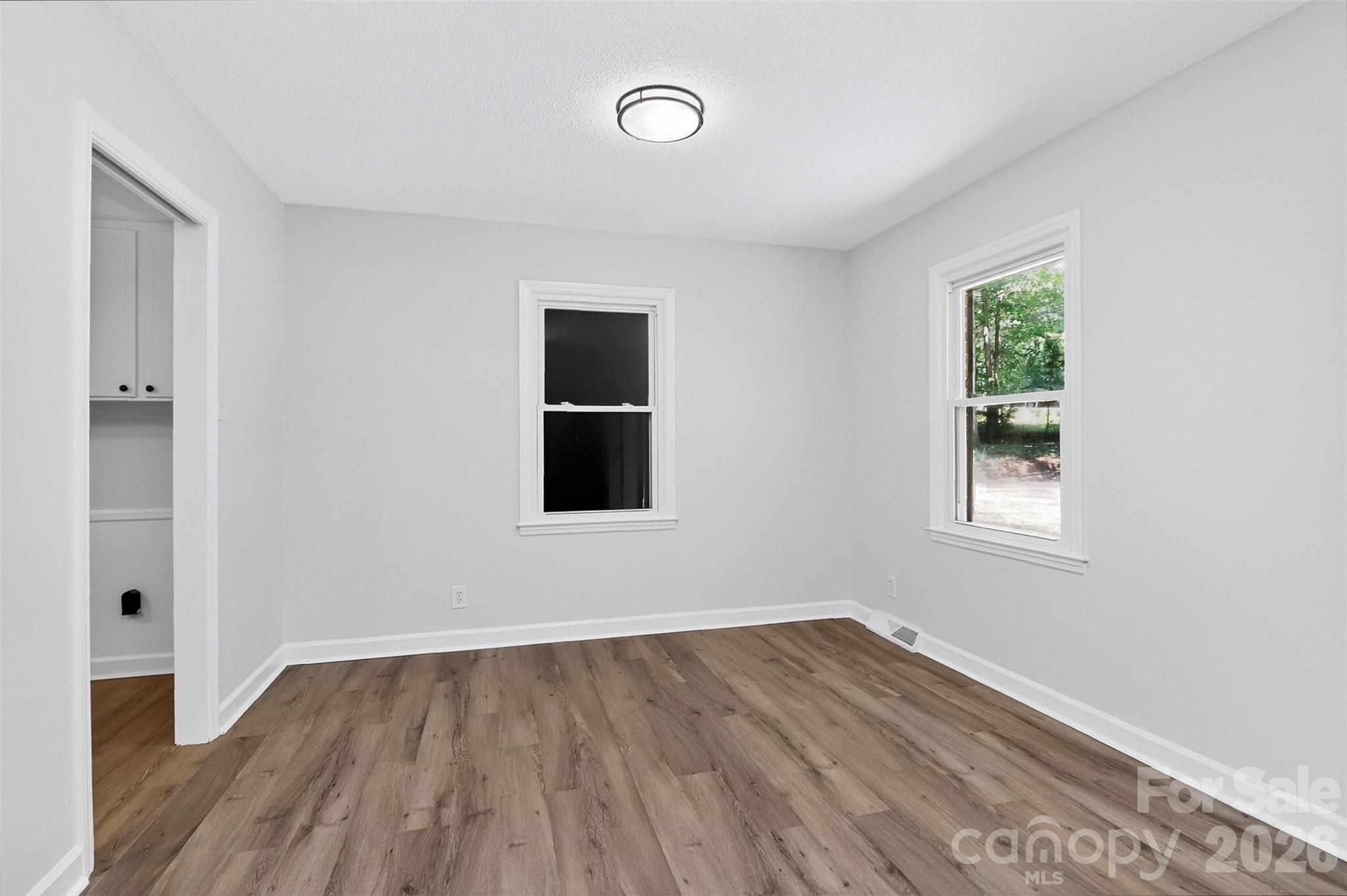 1410 Yorkdale Drive Property Photo 7