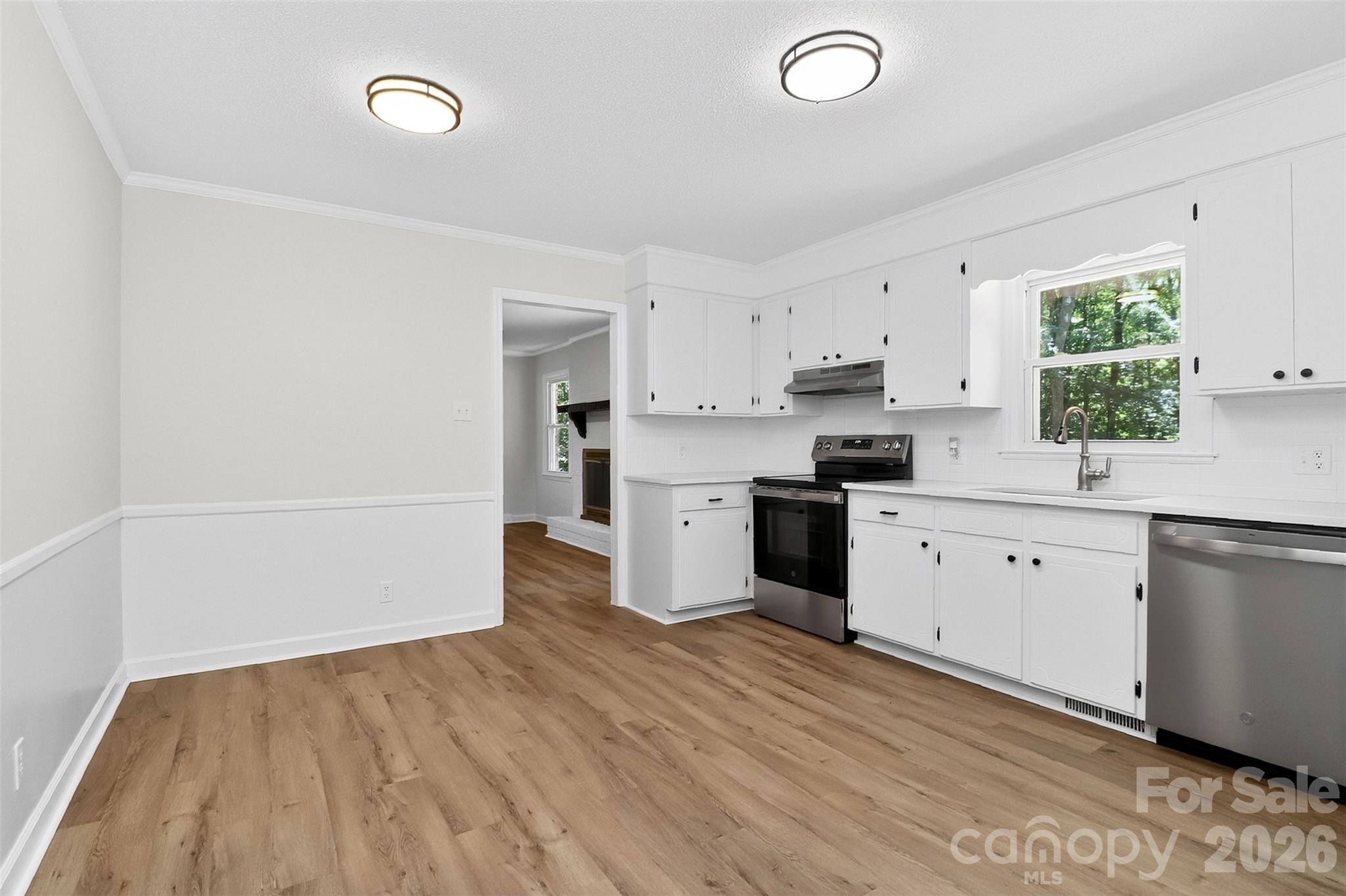 1410 Yorkdale Drive Property Photo 8