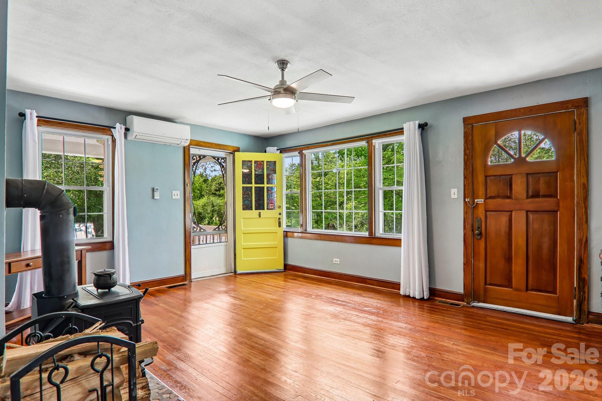 2627 White Oak Road Property Photo 7