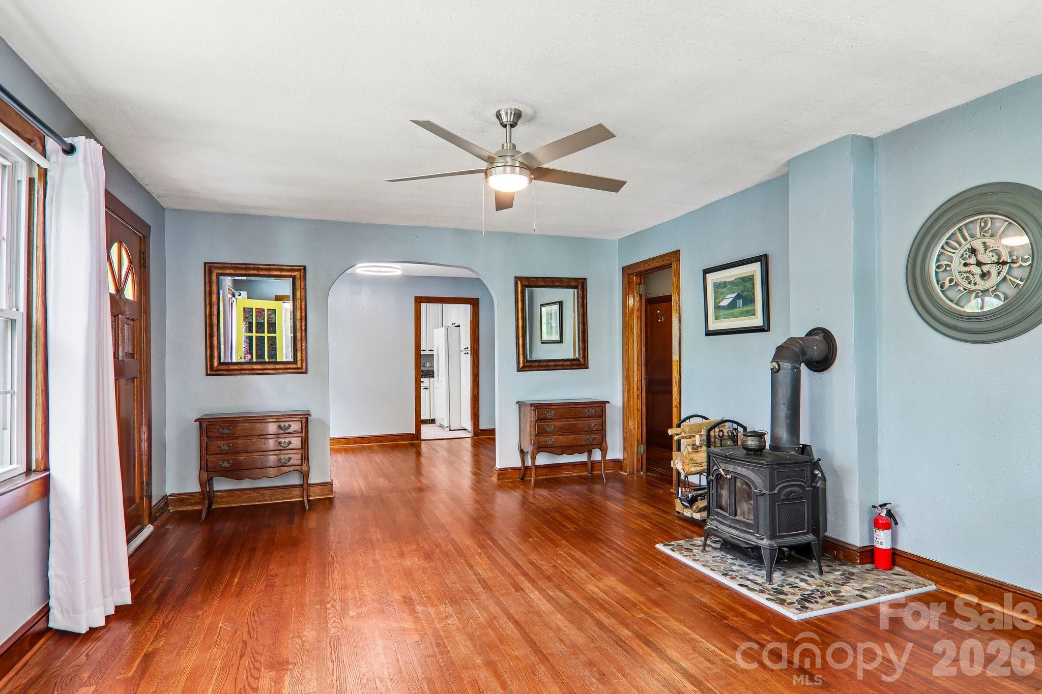 2627 White Oak Road Property Photo 9