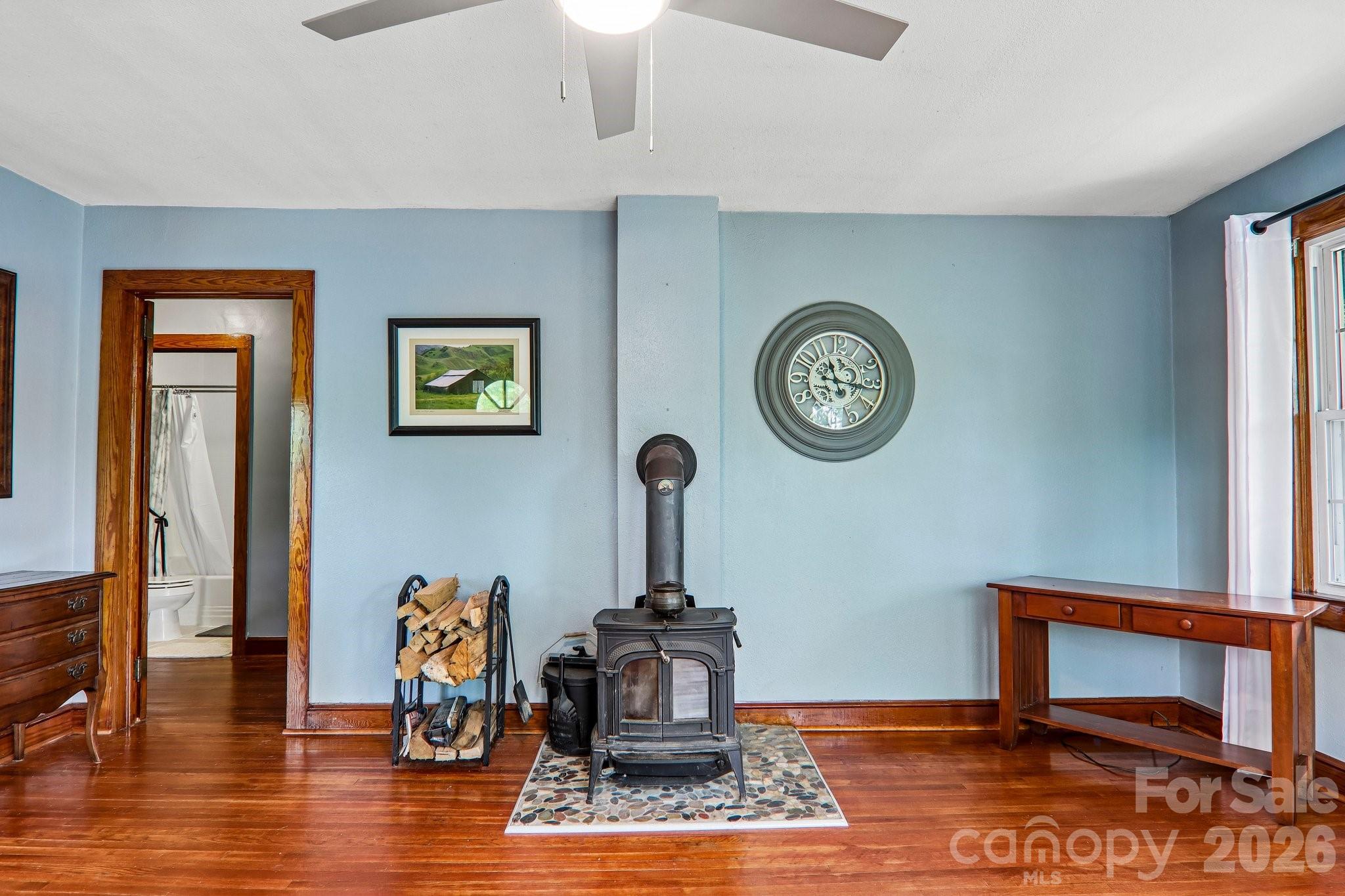 2627 White Oak Road Property Photo 11