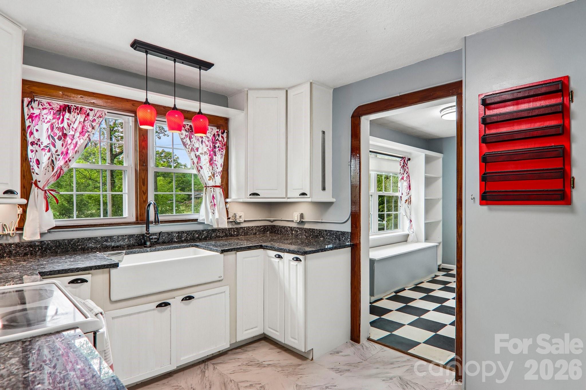 2627 White Oak Road Property Photo 18