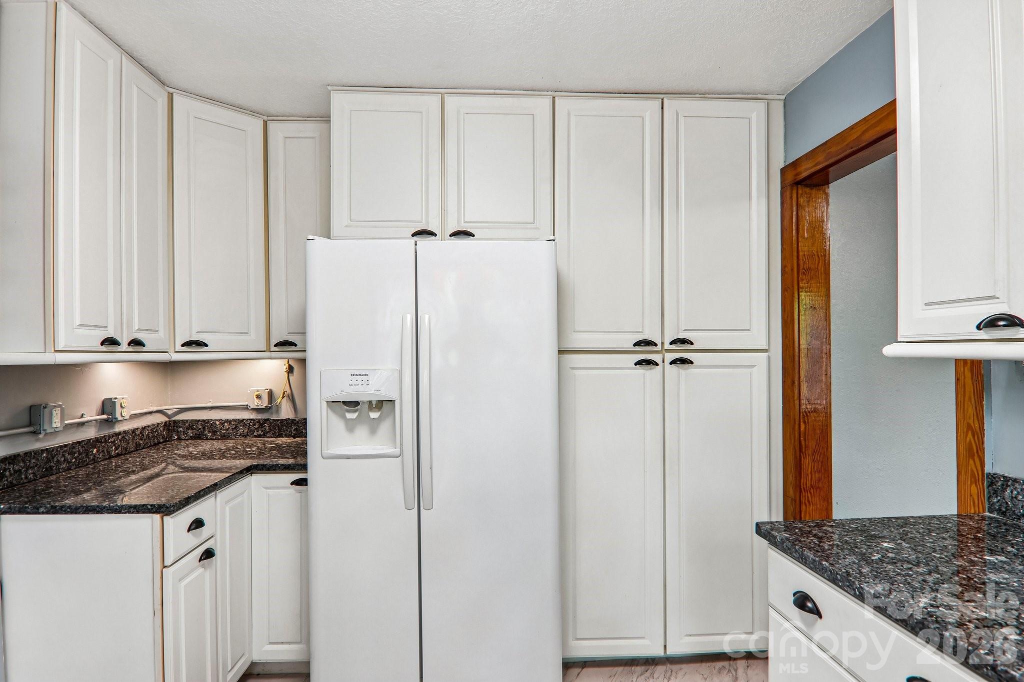 2627 White Oak Road Property Photo 19