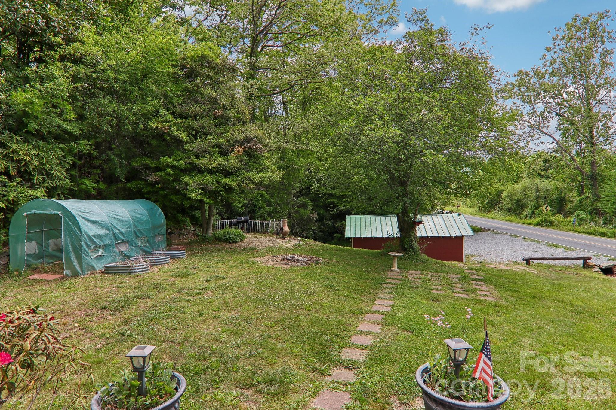 2627 White Oak Road Property Photo 34