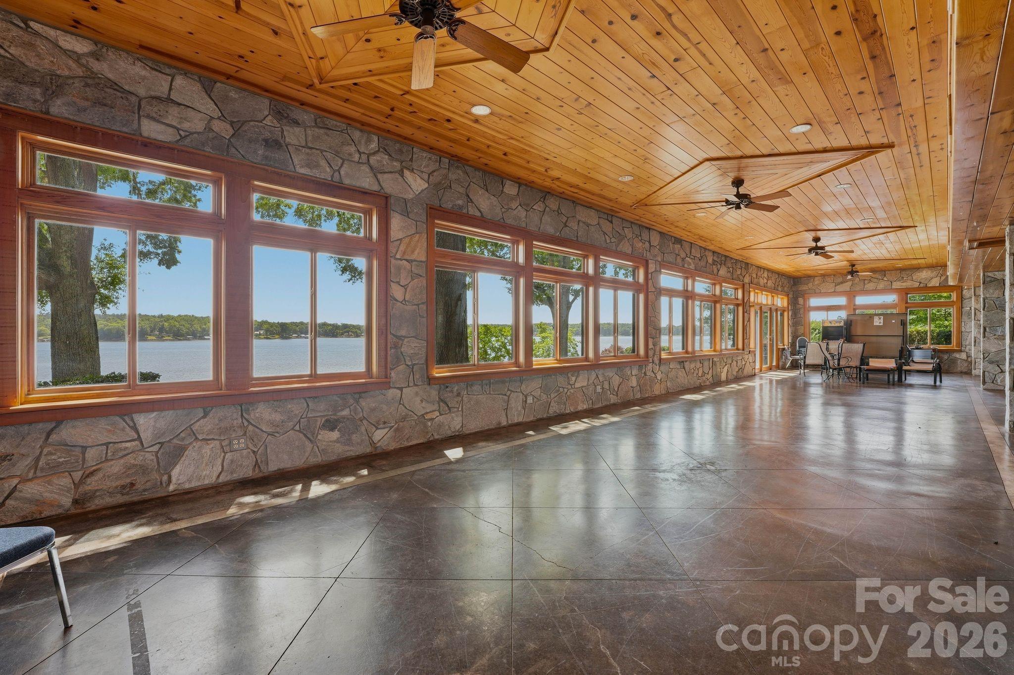 9715 Nine Eagles Lane Property Photo 16