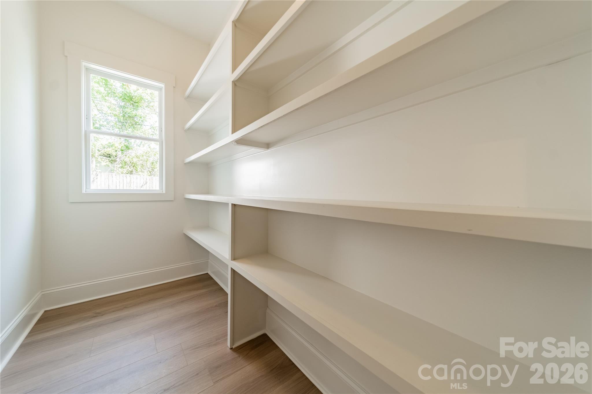 2648 Roslyn Avenue Property Photo 24