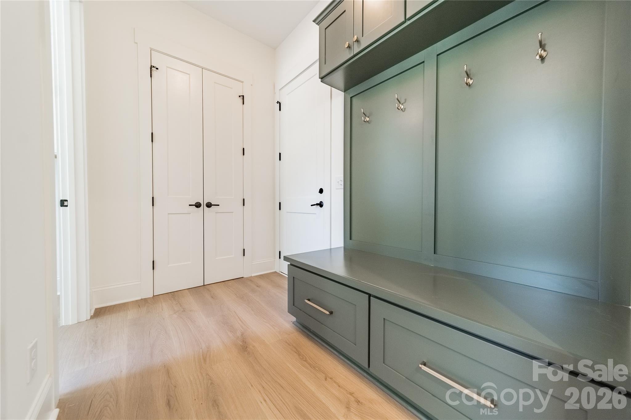 2648 Roslyn Avenue Property Photo 25