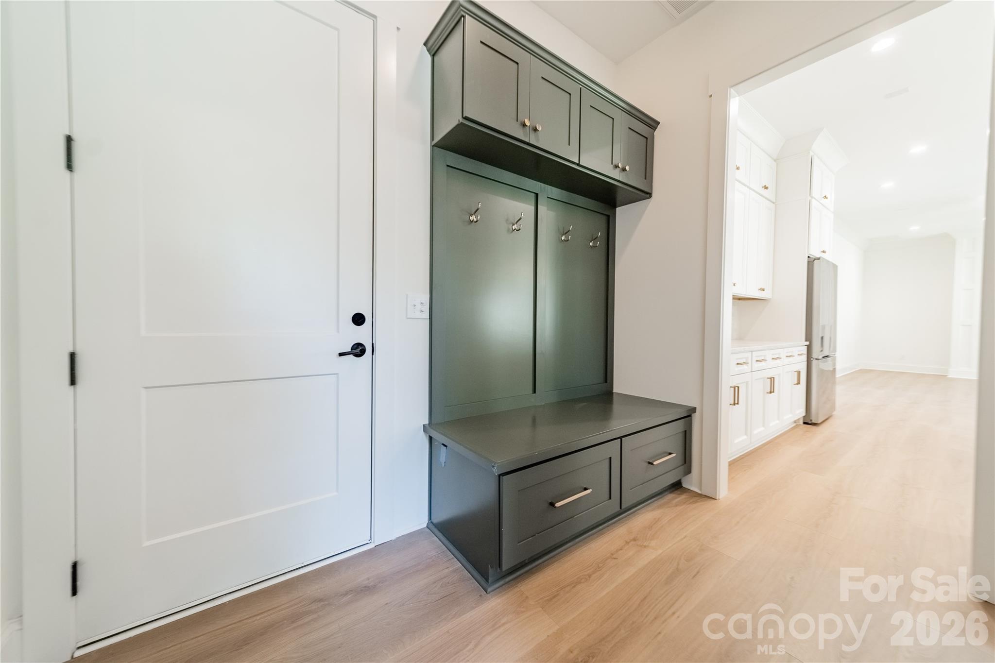 2648 Roslyn Avenue Property Photo 26