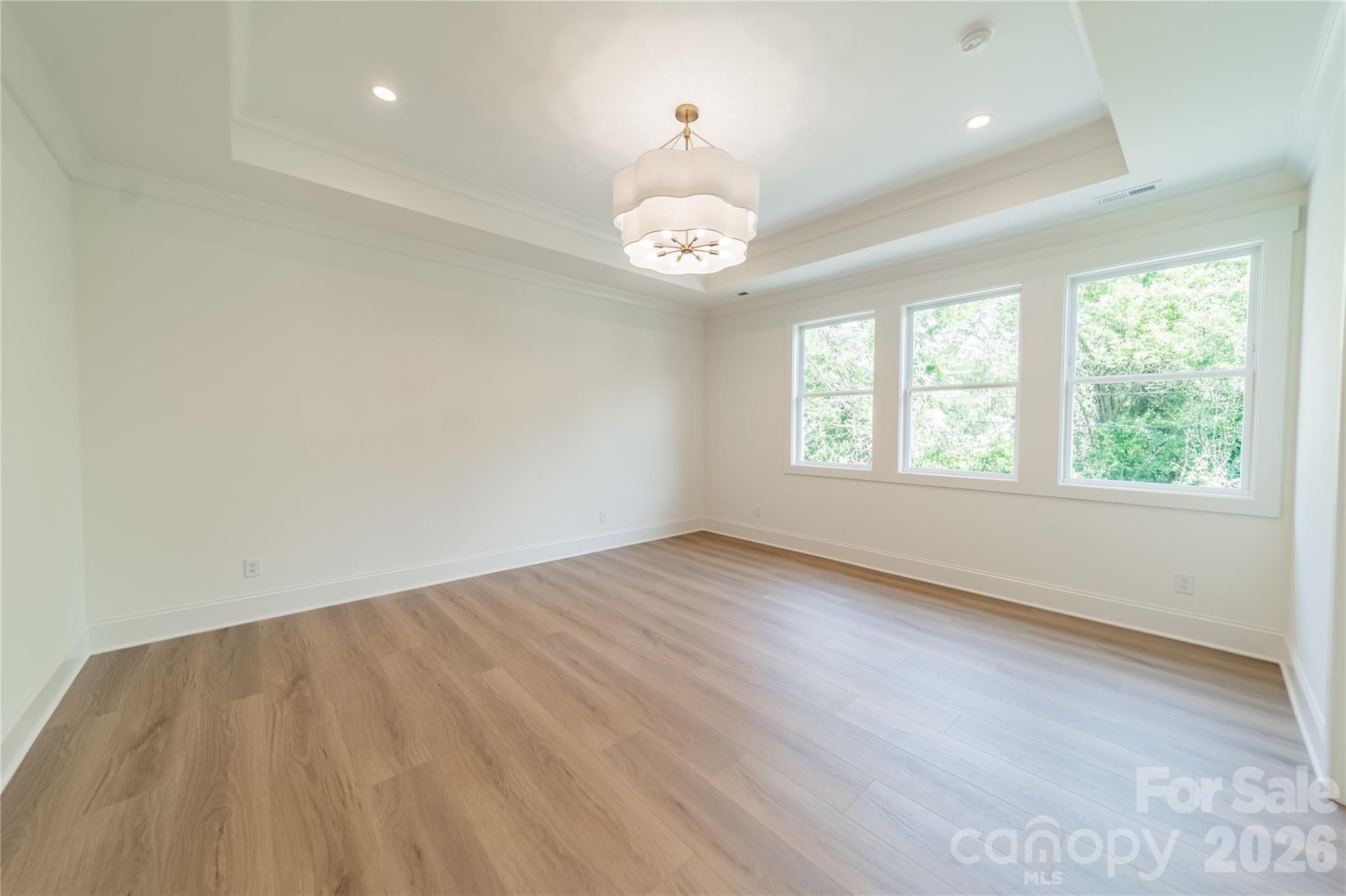 2648 Roslyn Avenue Property Photo 30