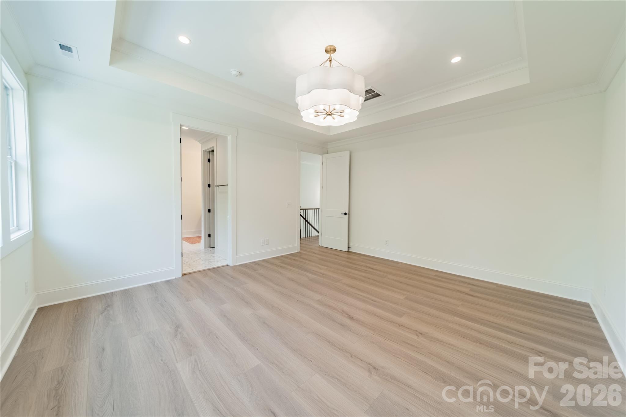 2648 Roslyn Avenue Property Photo 37