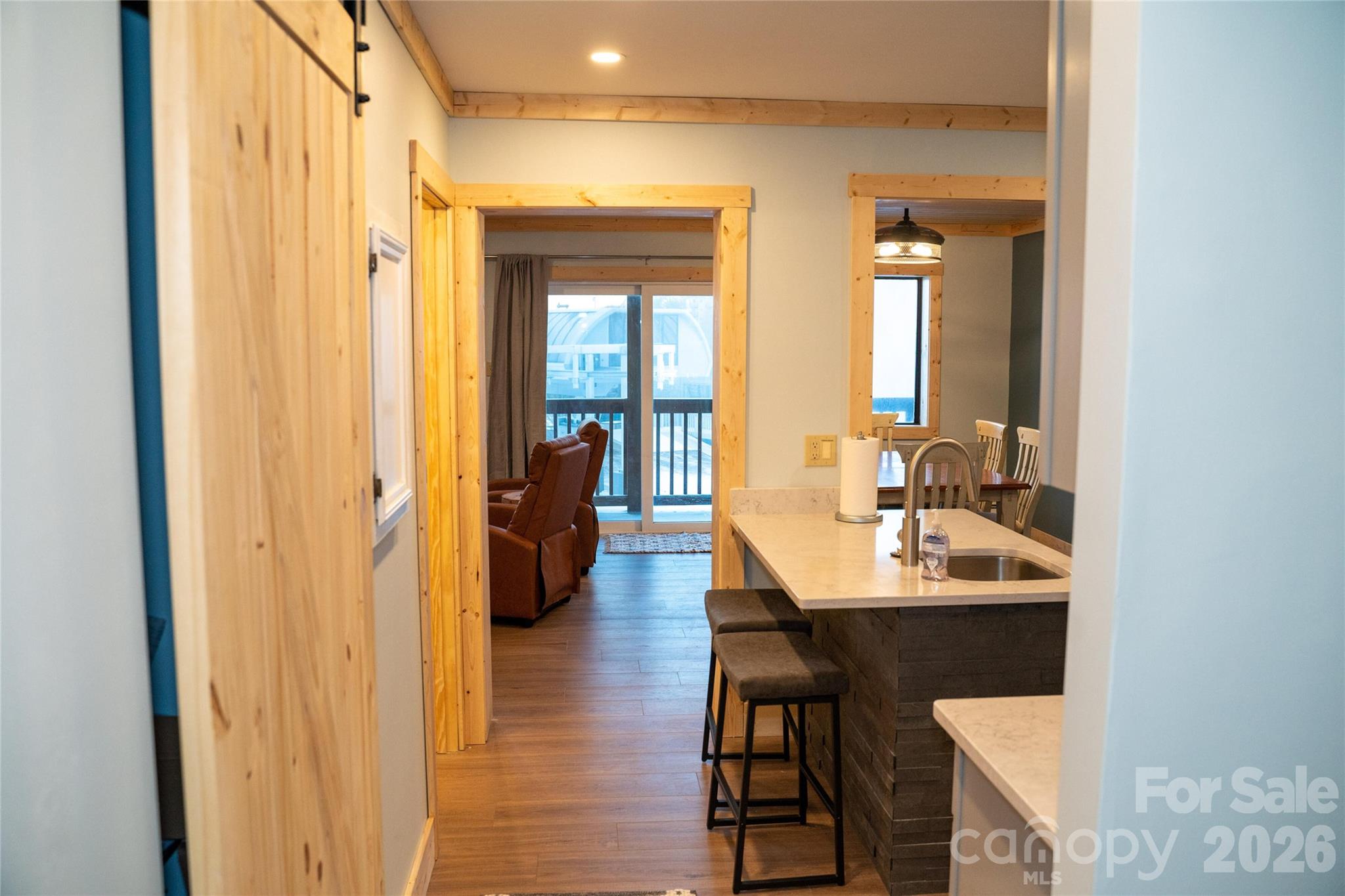 104 Sugar Ski Drive Property Photo 2