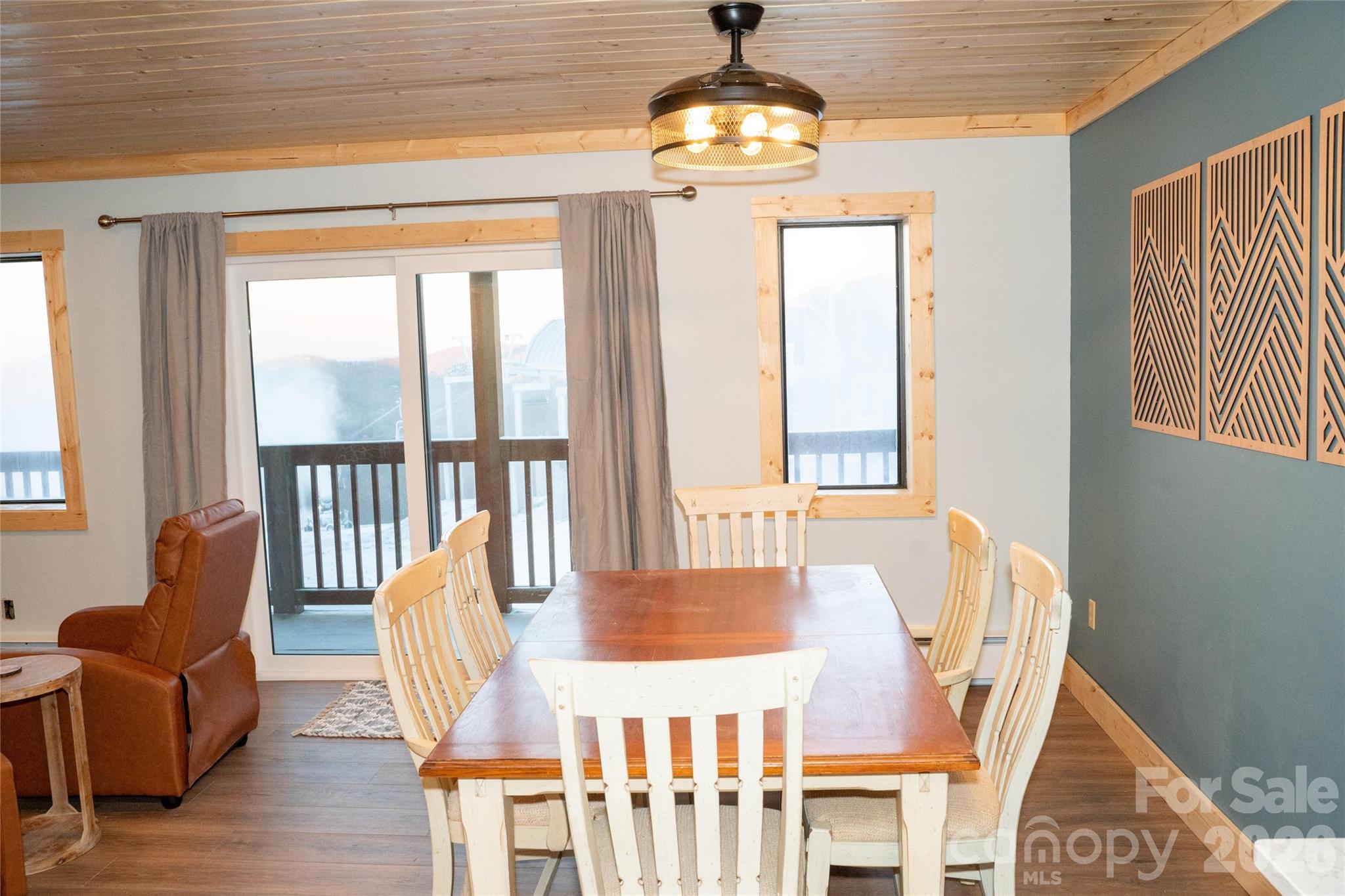 104 Sugar Ski Drive Property Photo 11