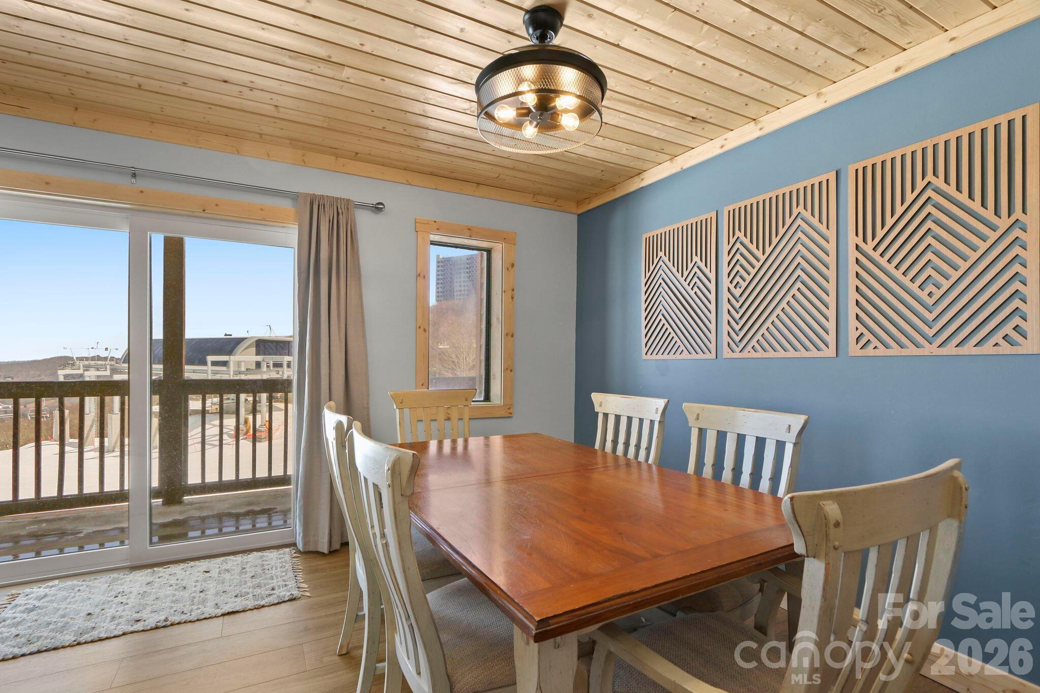 104 Sugar Ski Drive Property Photo 12