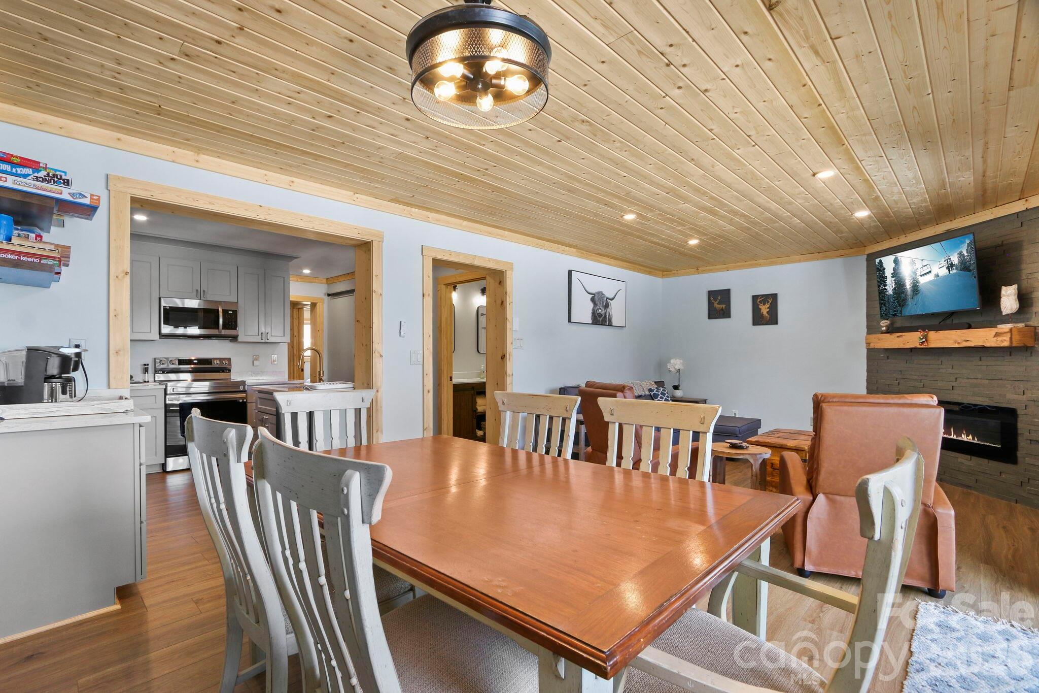 104 Sugar Ski Drive Property Photo 18
