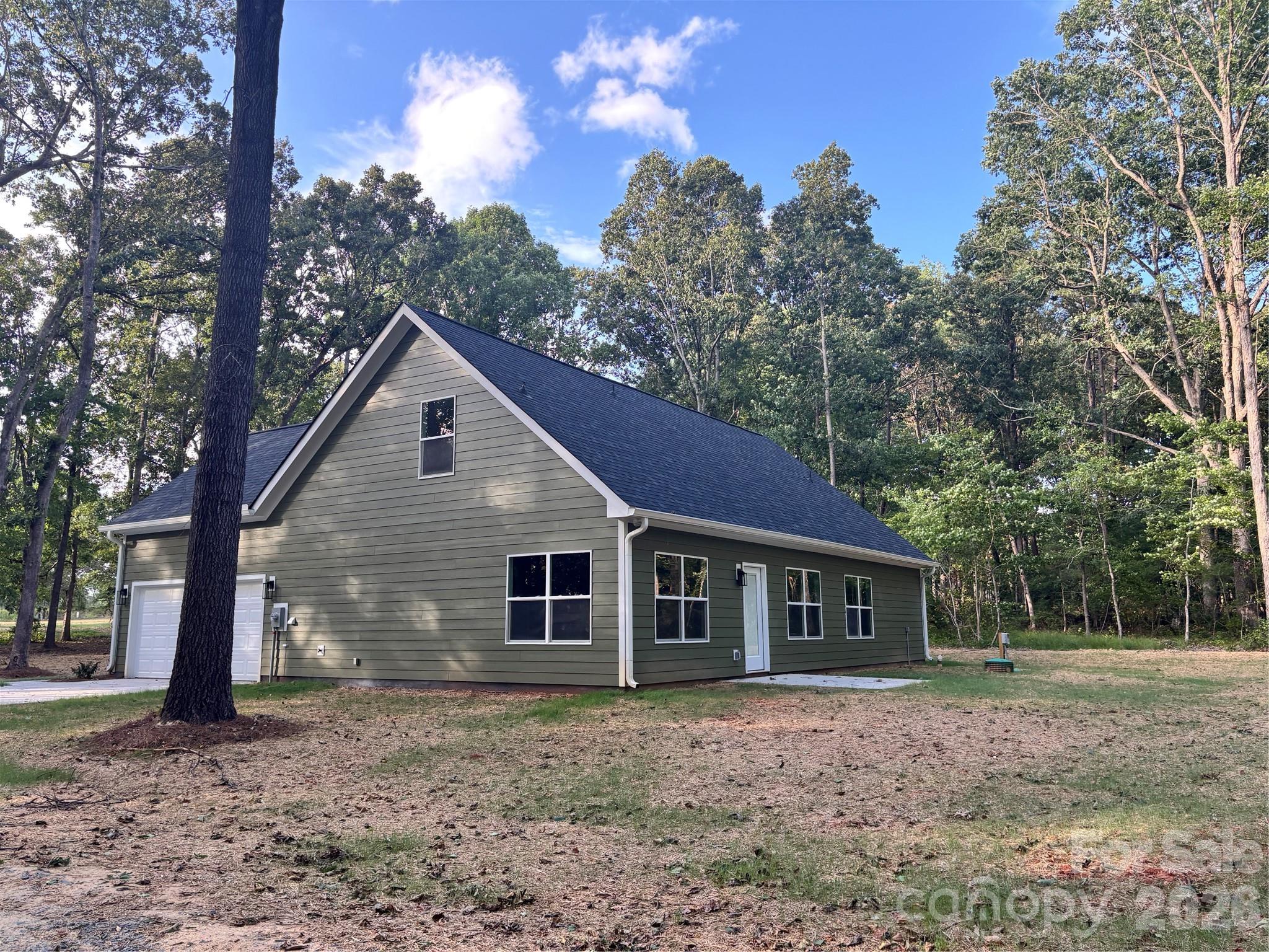 1818 New Salem Road Property Photo 5