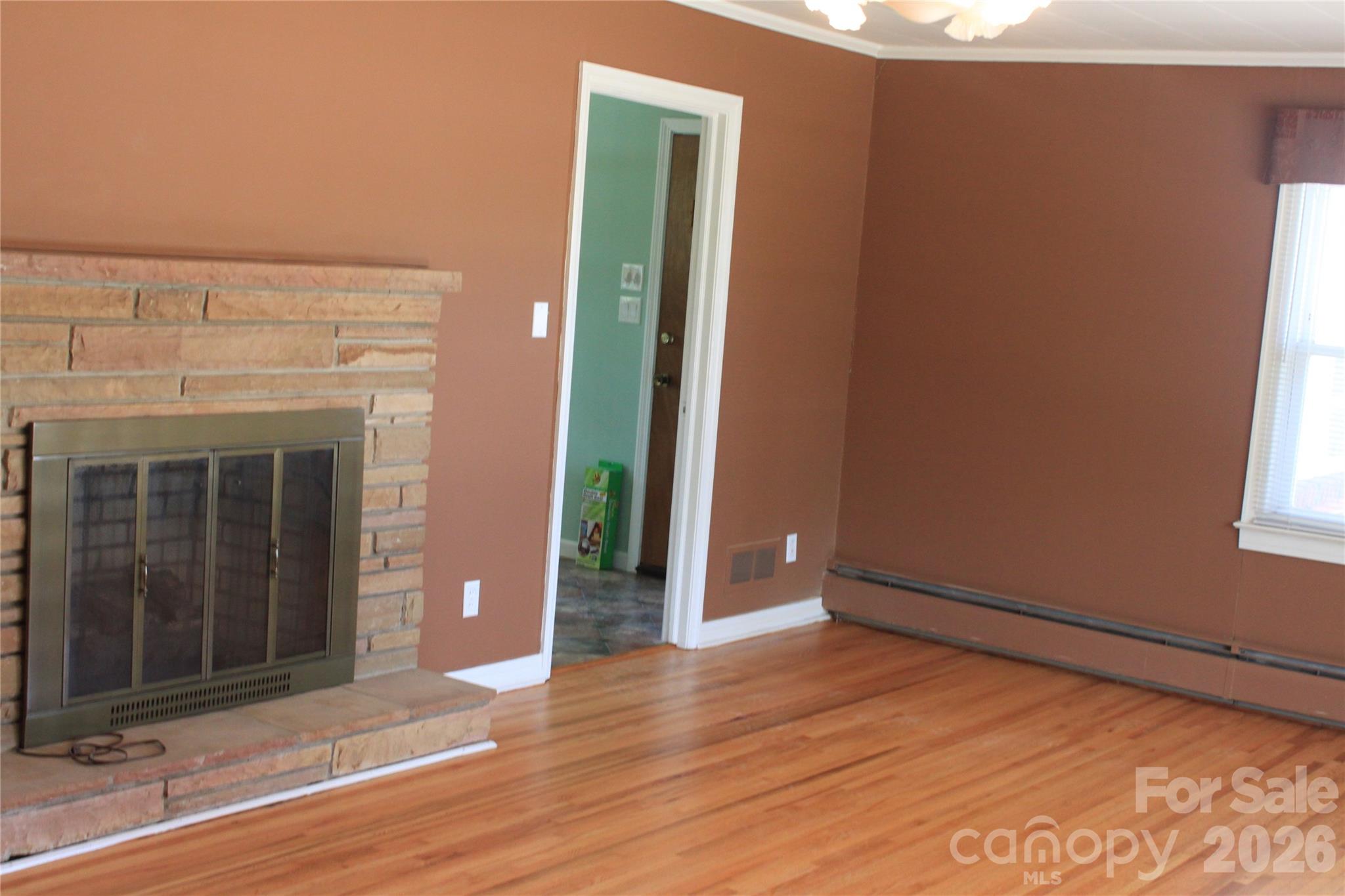 507 Dakota Street Property Photo 3