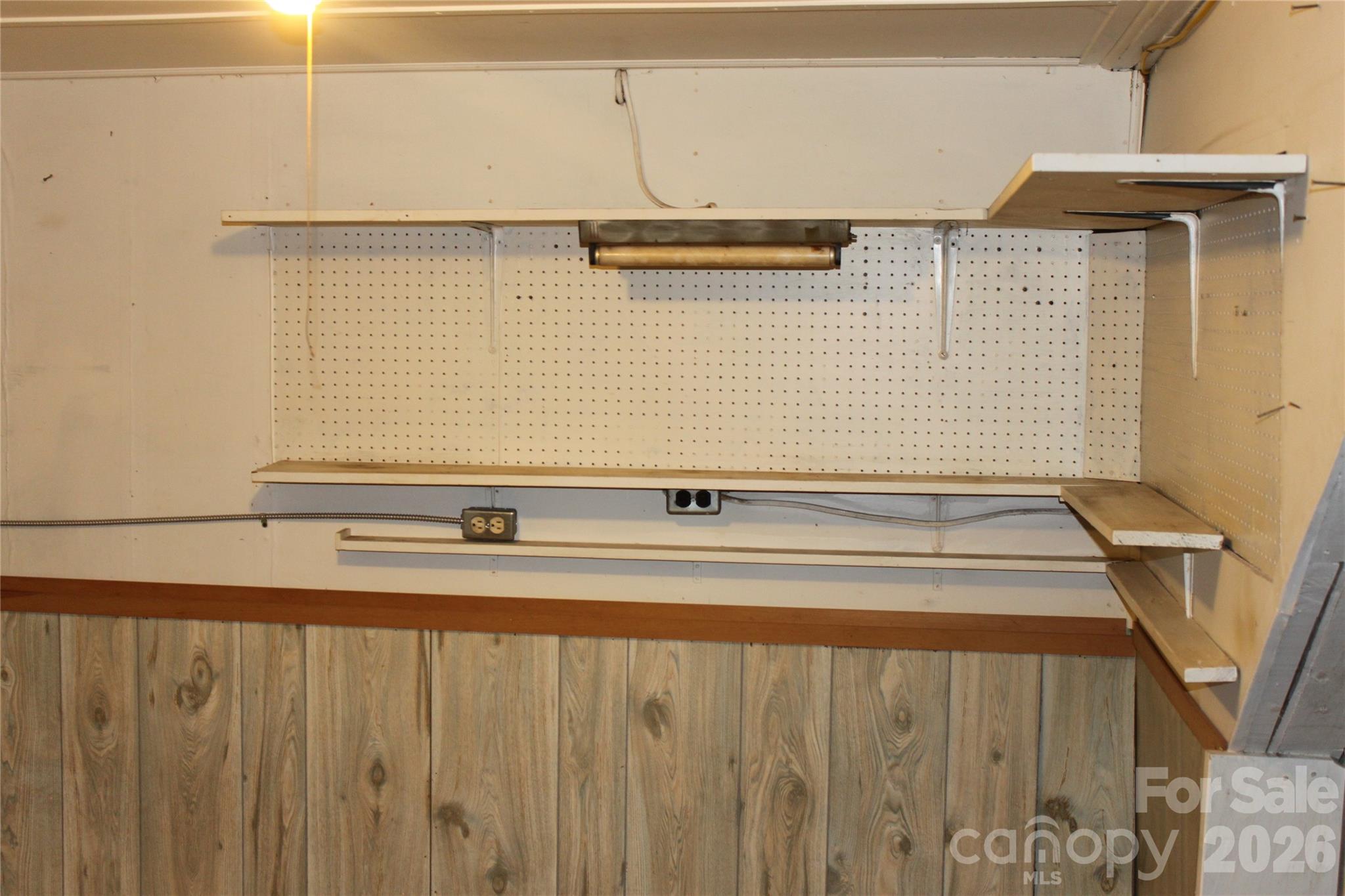 507 Dakota Street Property Photo 14