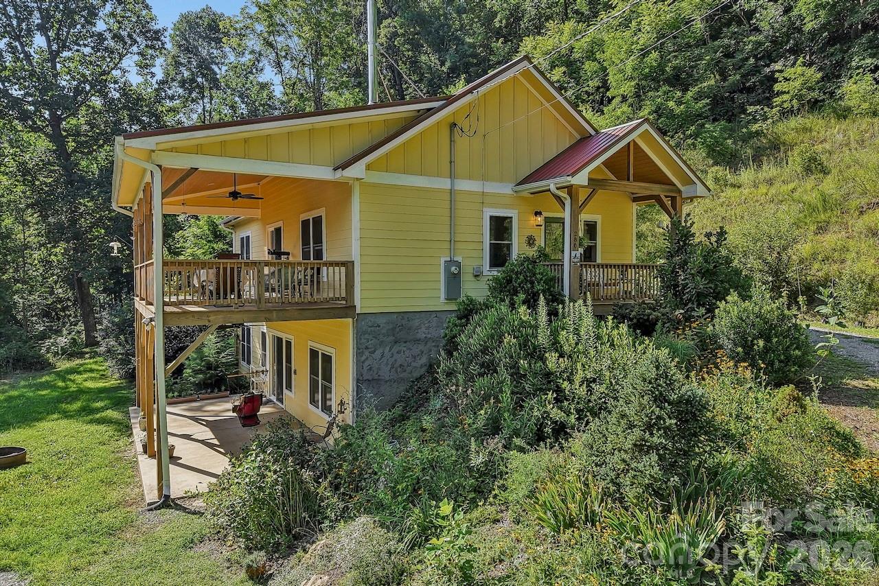 280 Kelses Valley Drive Property Photo 6