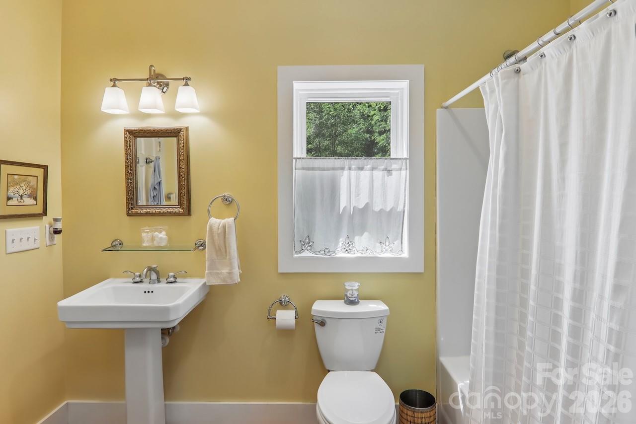 280 Kelses Valley Drive Property Photo 34