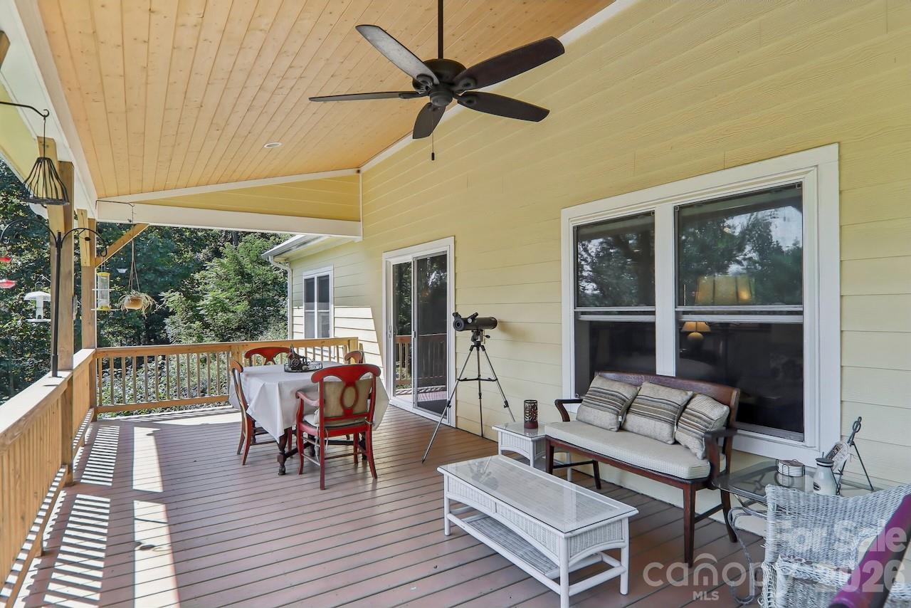 280 Kelses Valley Drive Property Photo 37