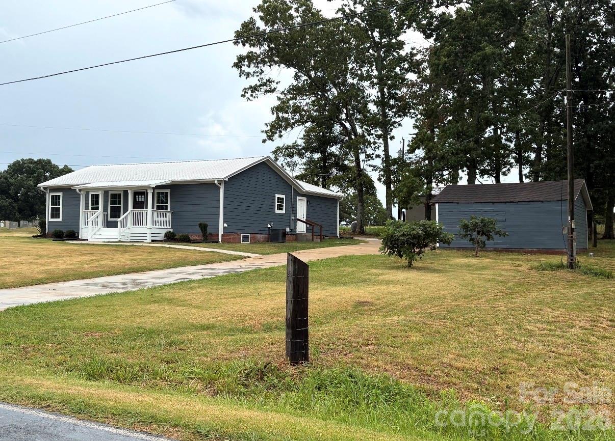 6123 Flay Road Property Photo 3