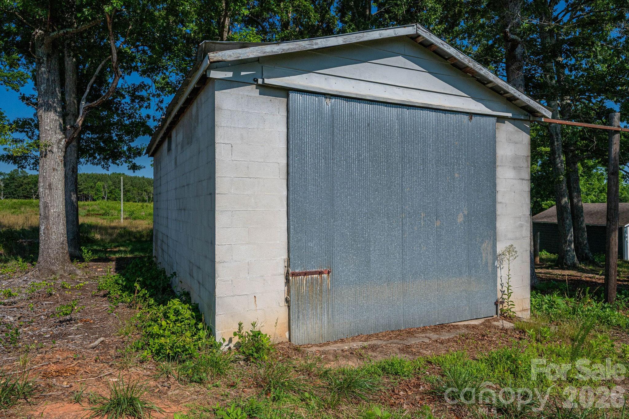6123 Flay Road Property Photo 10