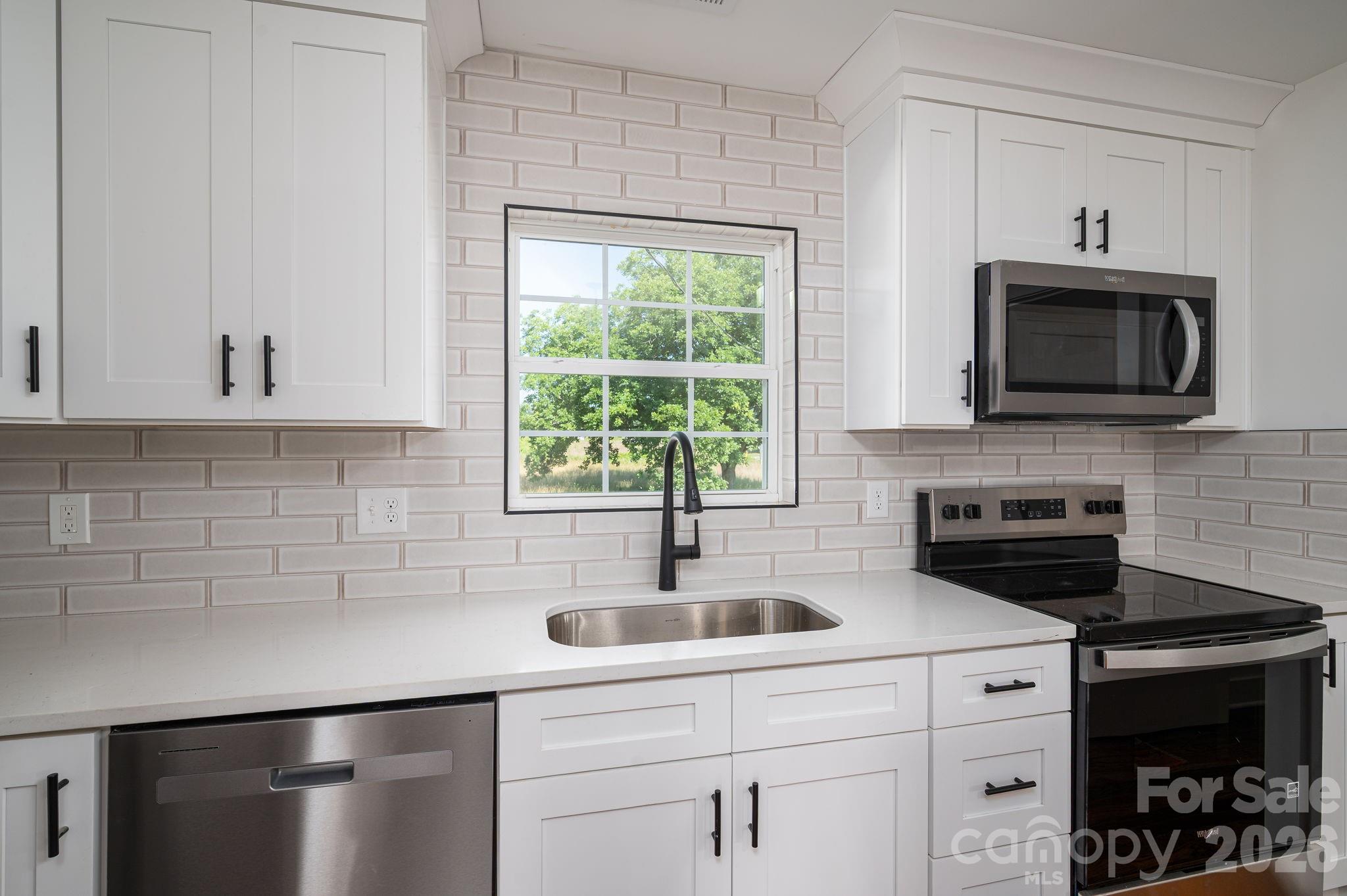 6123 Flay Road Property Photo 17
