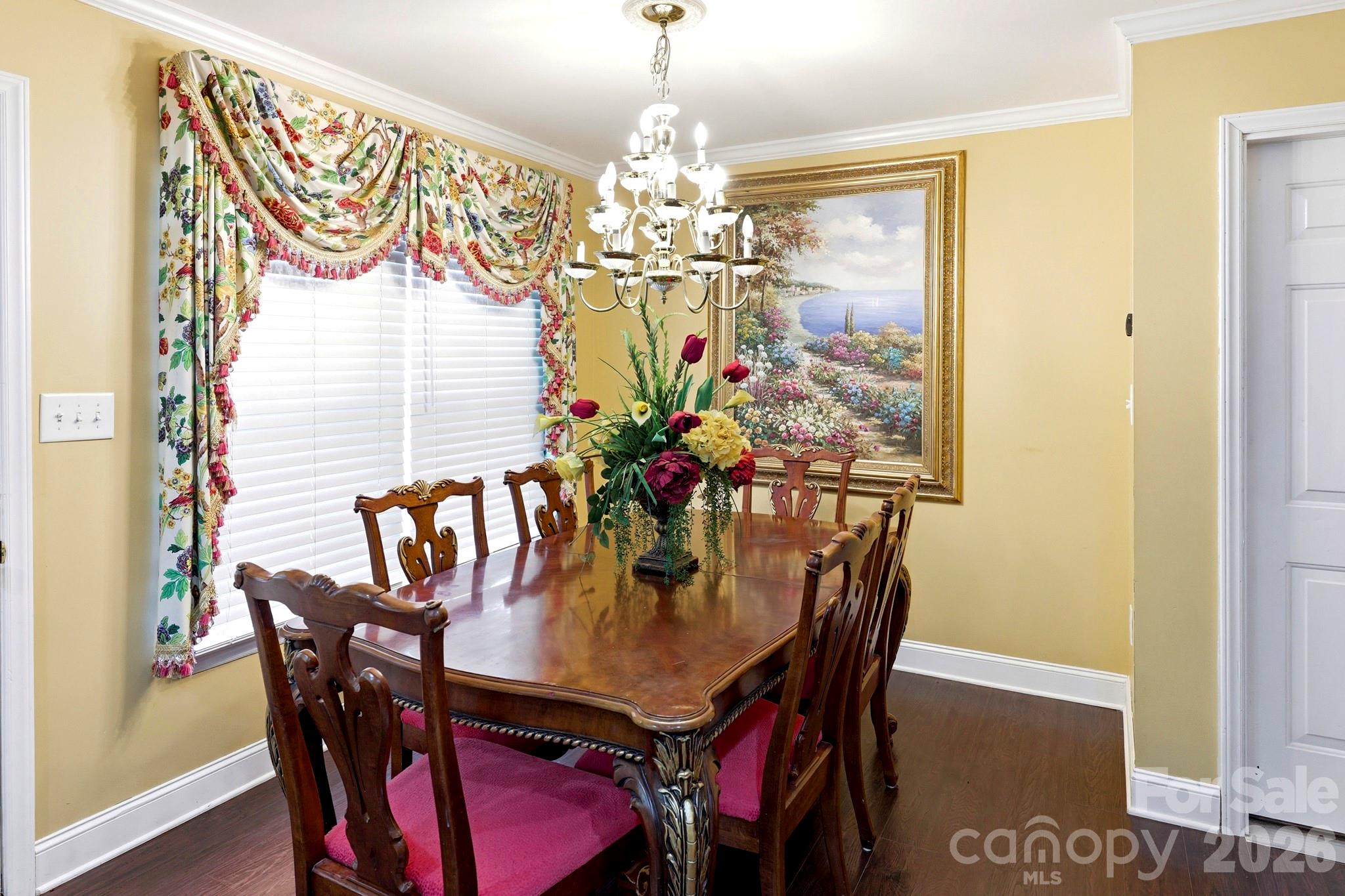 327 Sherry Street Property Photo 5