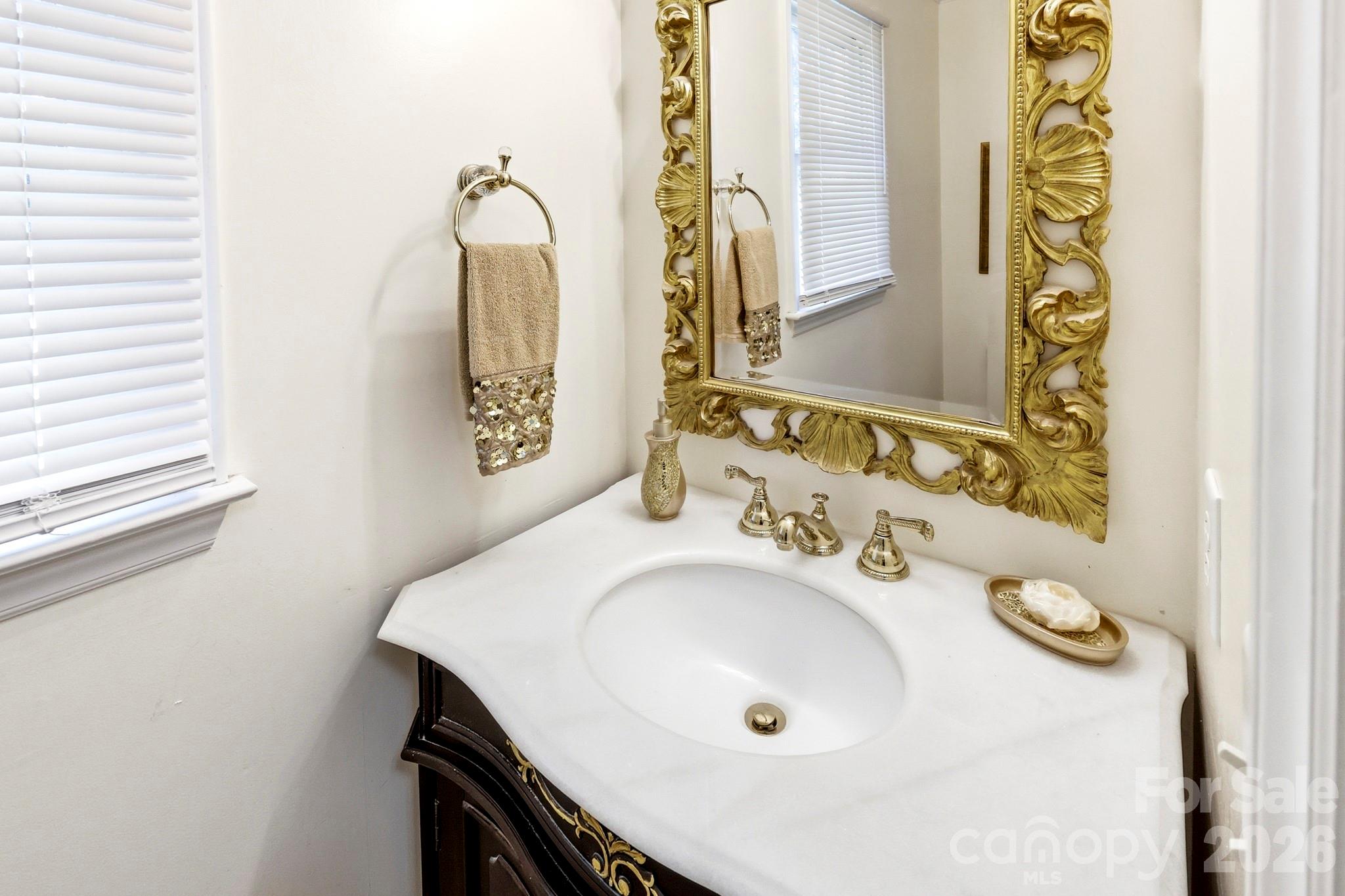 327 Sherry Street Property Photo 10