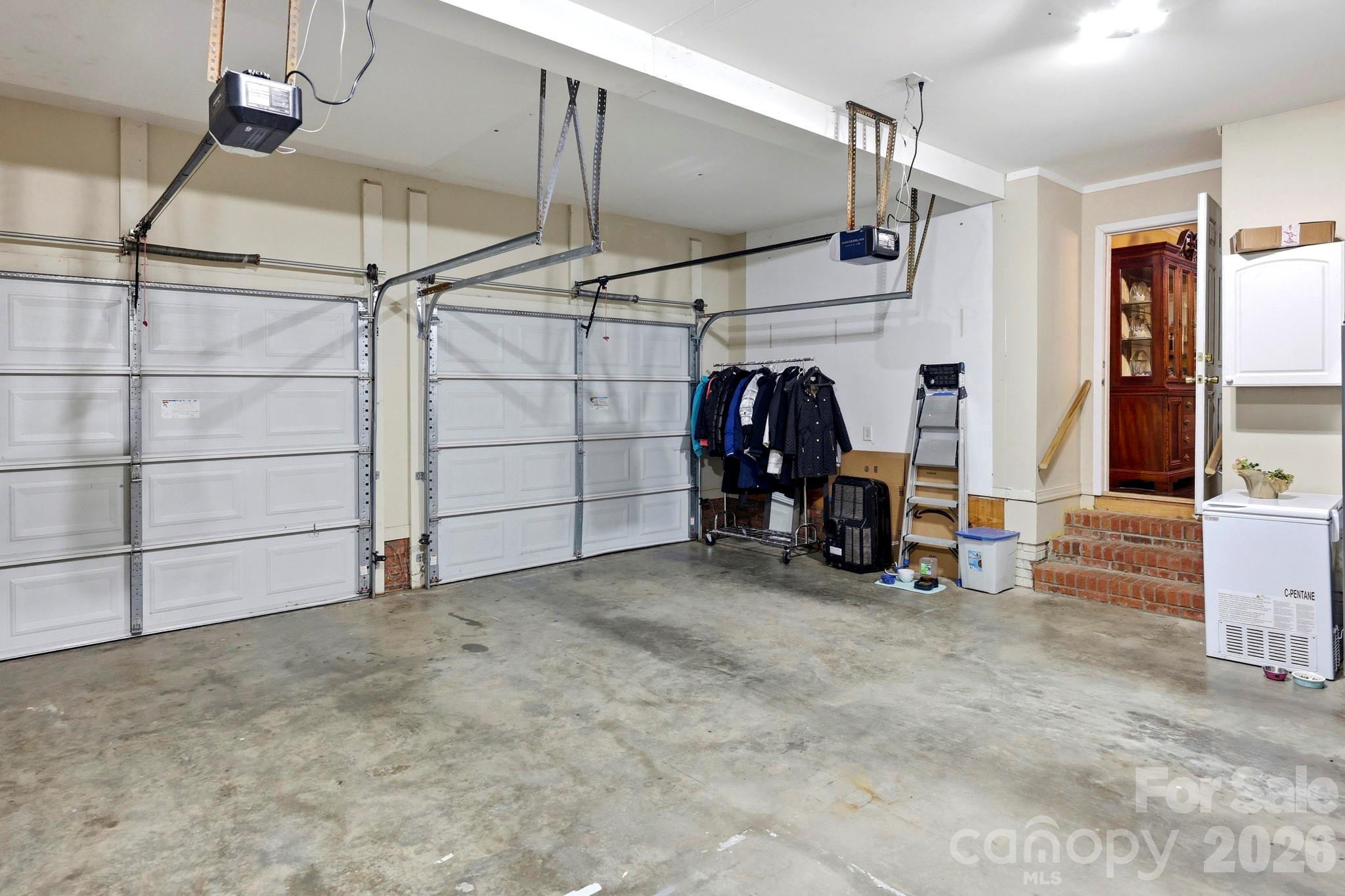 327 Sherry Street Property Photo 21