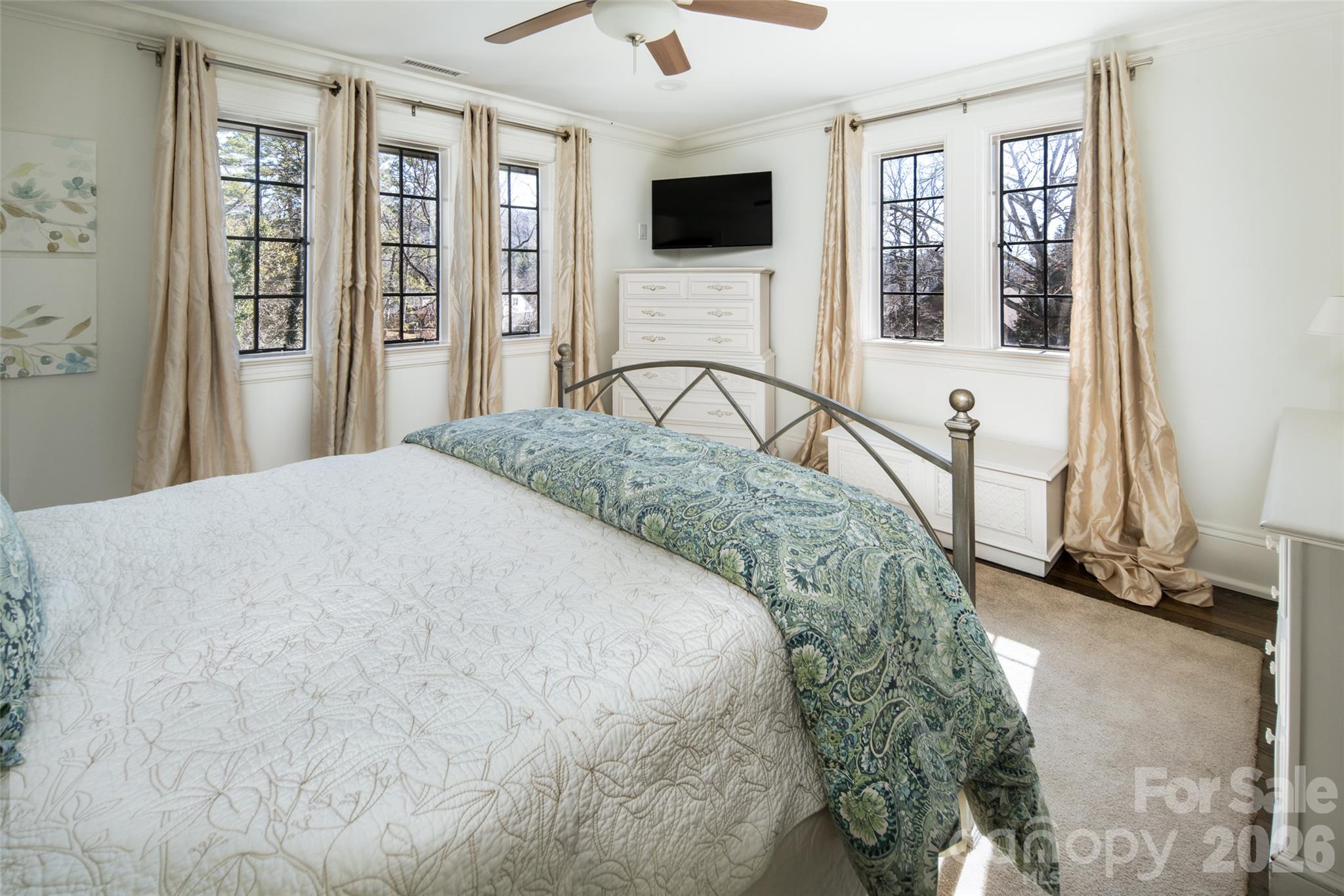 72 Windsor Road Property Photo 33