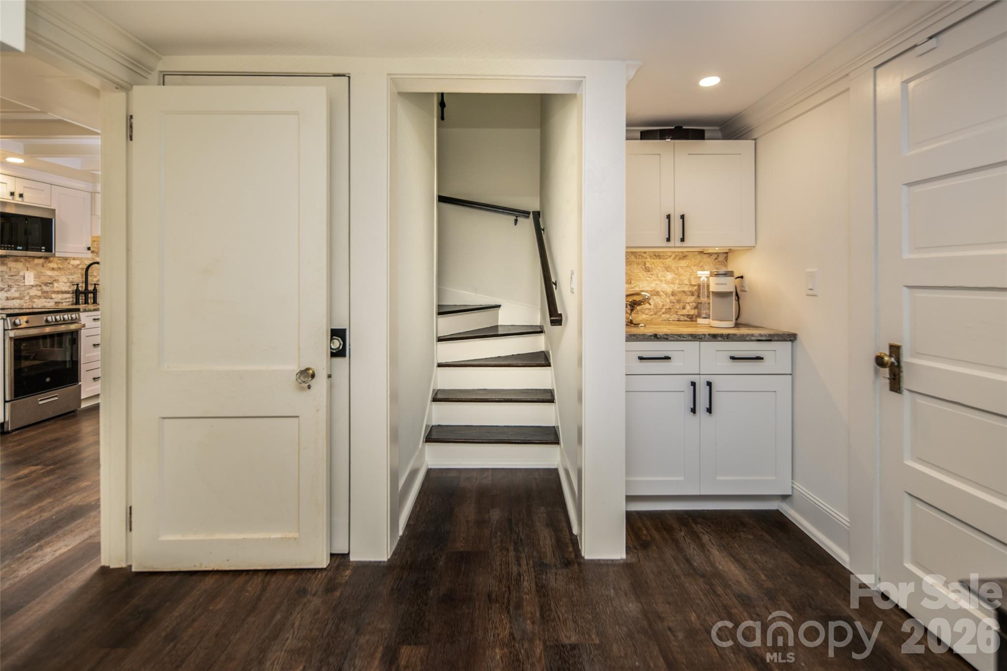 72 Windsor Road Property Photo 38