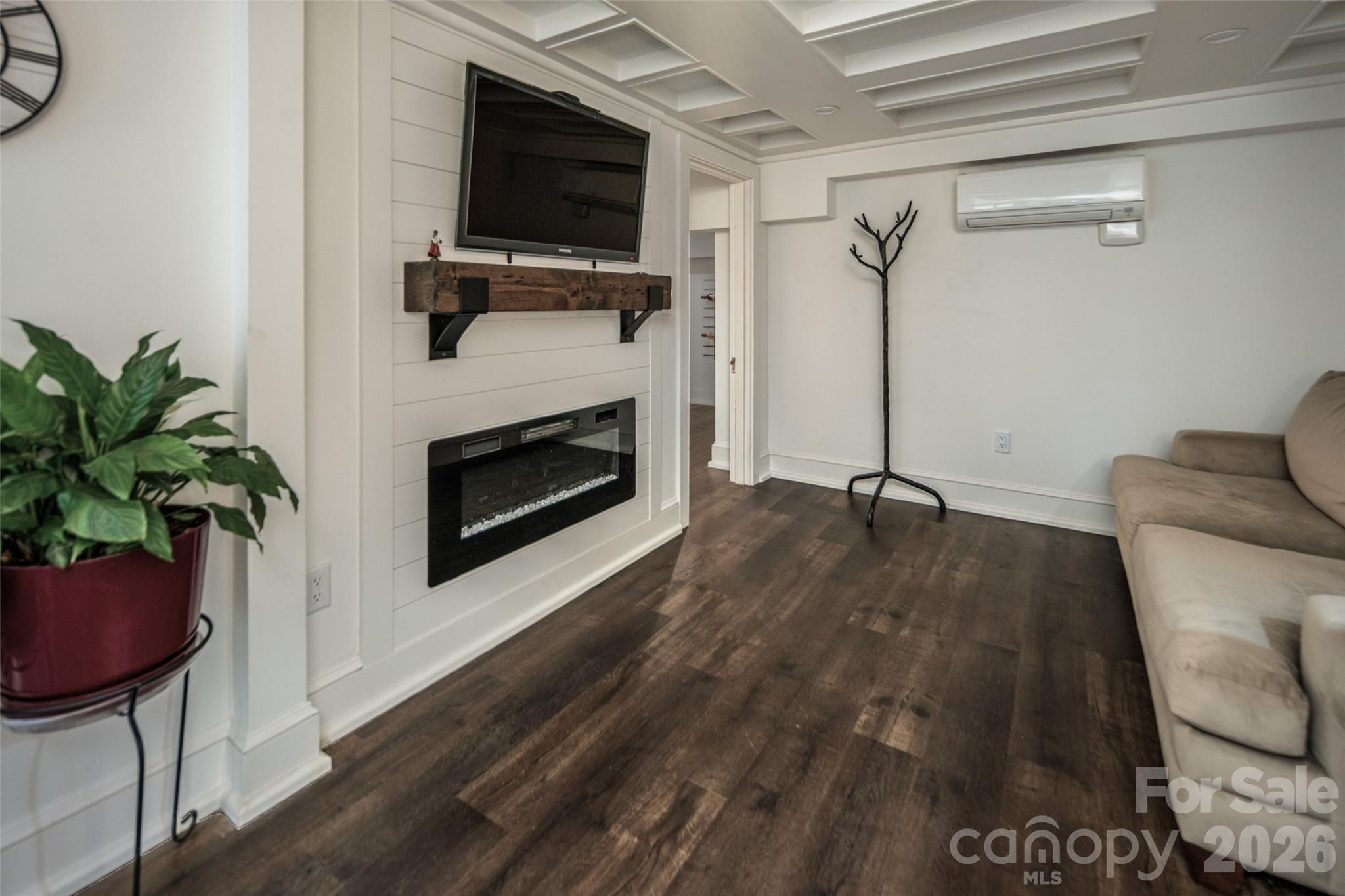 72 Windsor Road Property Photo 40