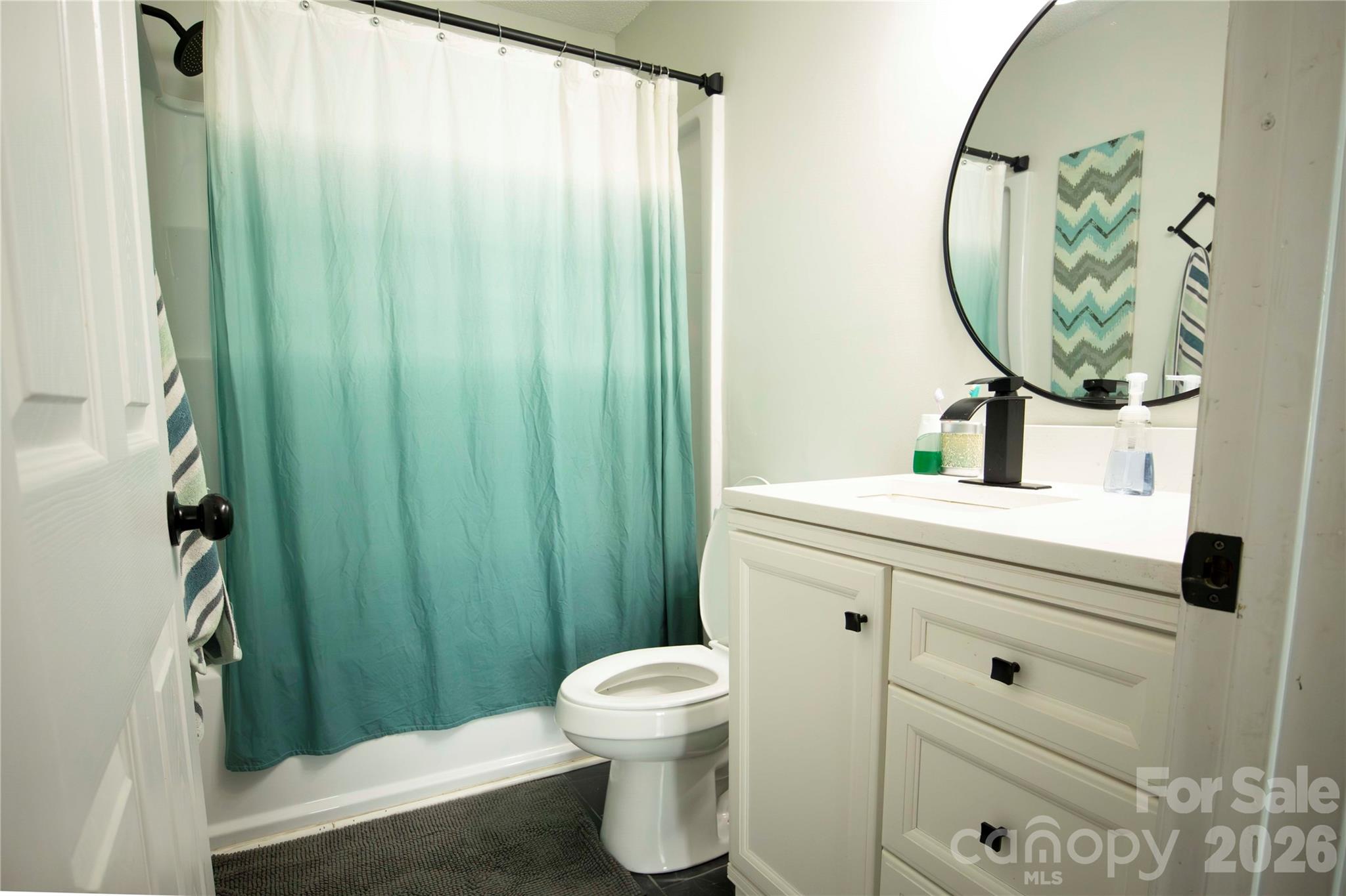 1086 Cherry Meadow Lane Property Photo 6