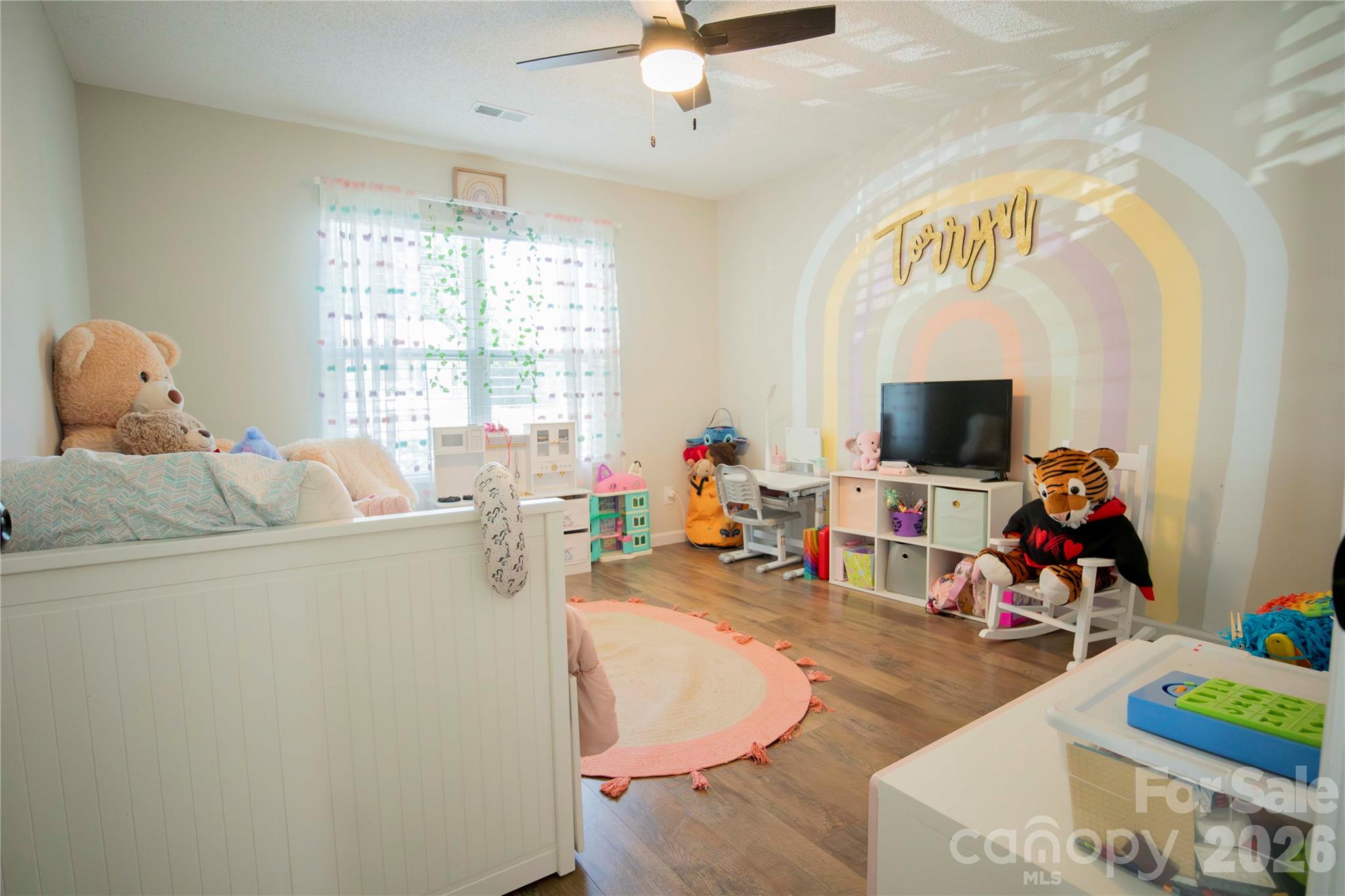 1086 Cherry Meadow Lane Property Photo 7