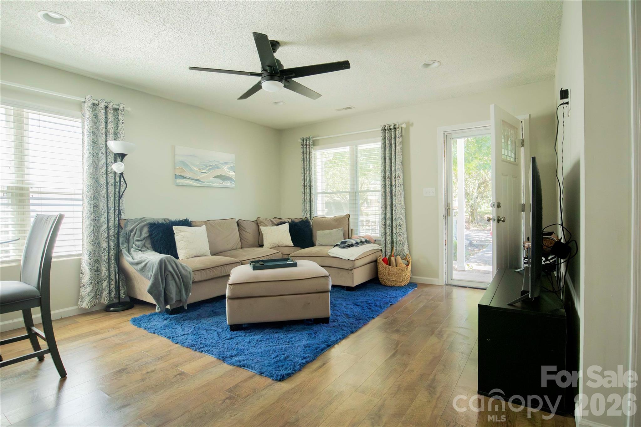 1086 Cherry Meadow Lane Property Photo 10