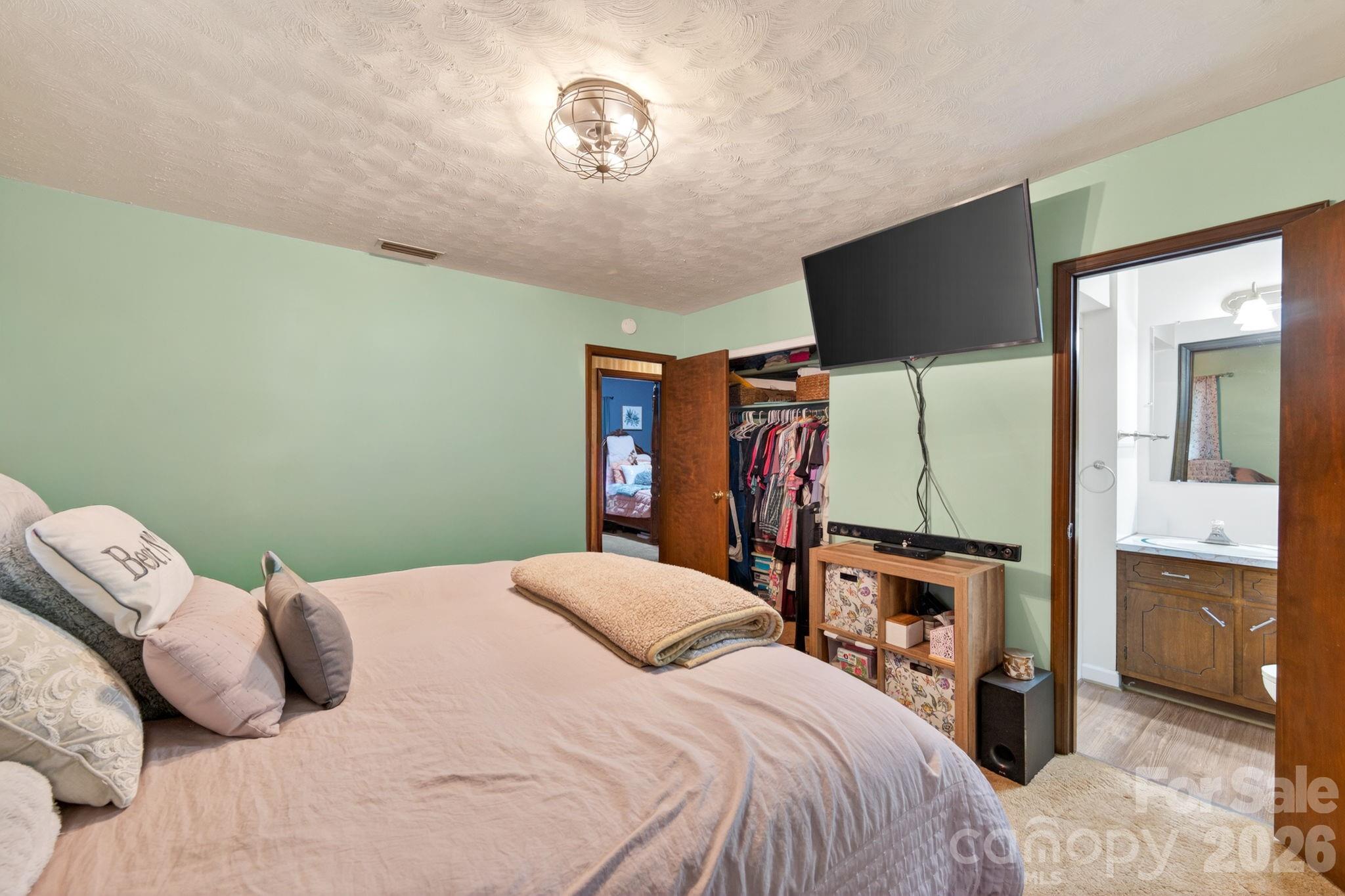 145 Nathaniel Lane Property Photo 18