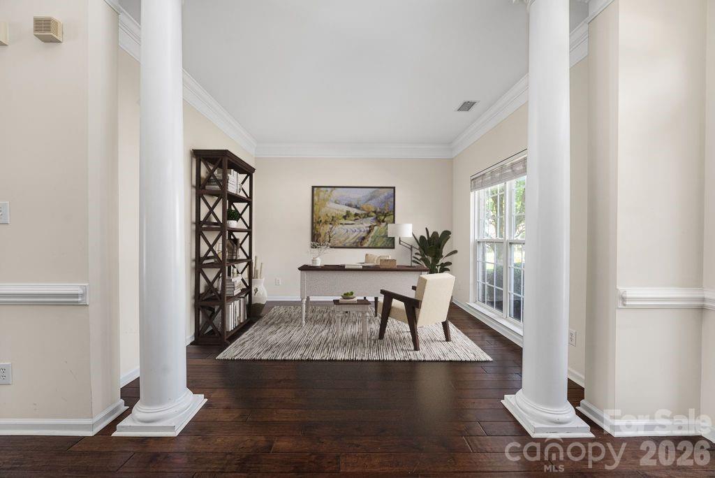 9512 Autumn Applause Drive Property Photo 4