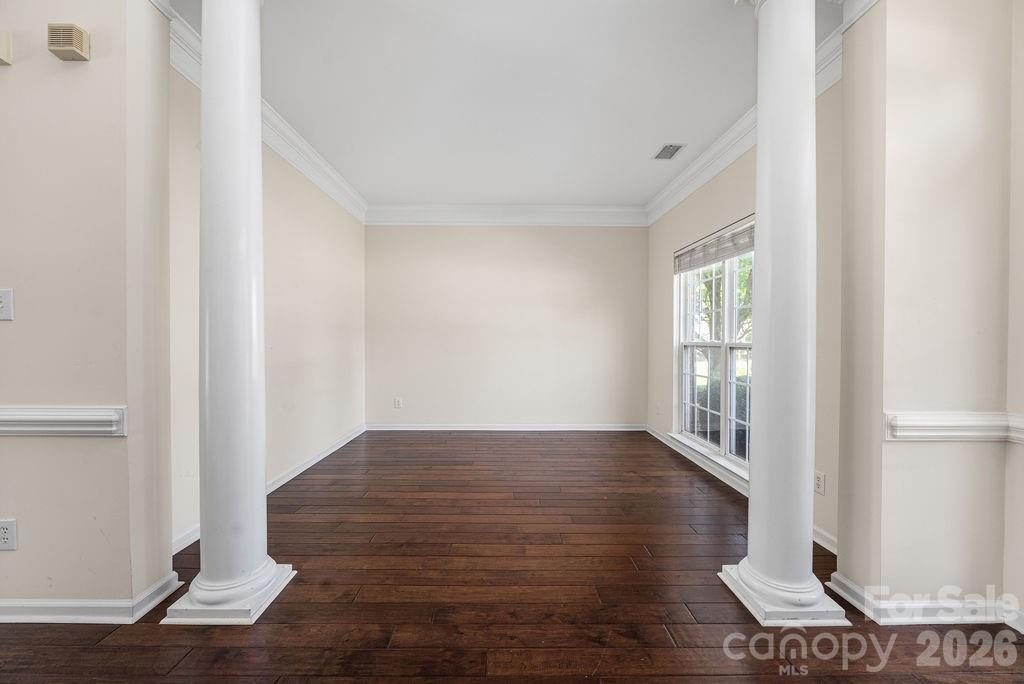 9512 Autumn Applause Drive Property Photo 5