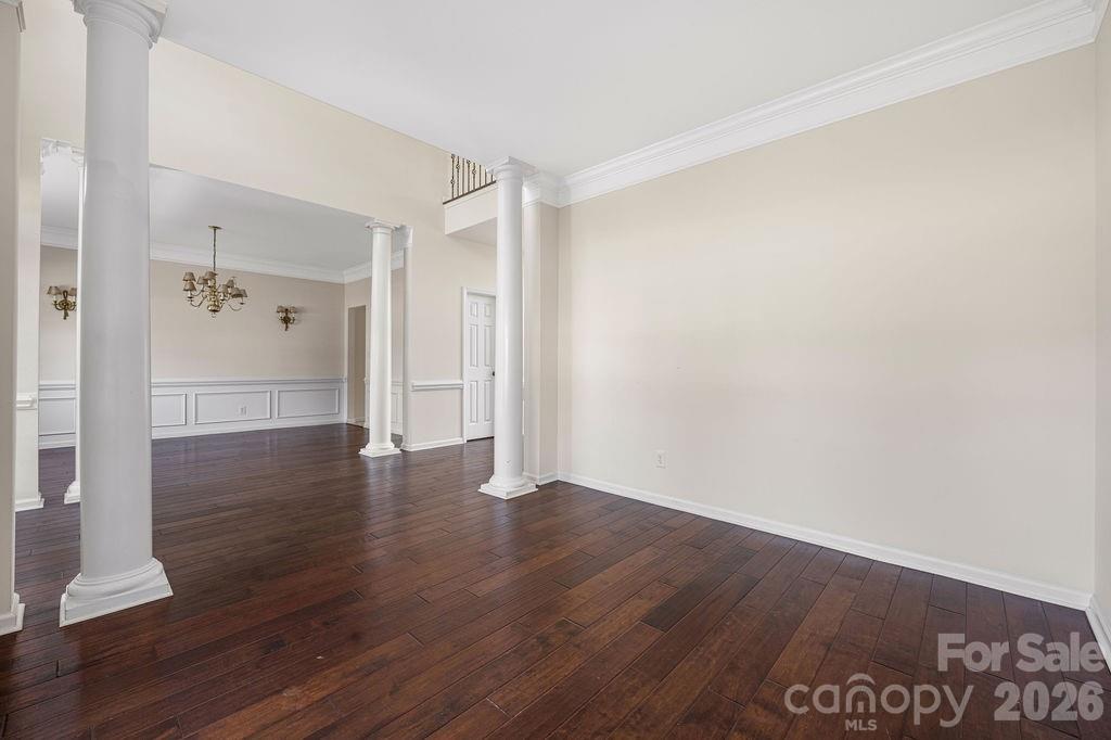 9512 Autumn Applause Drive Property Photo 14