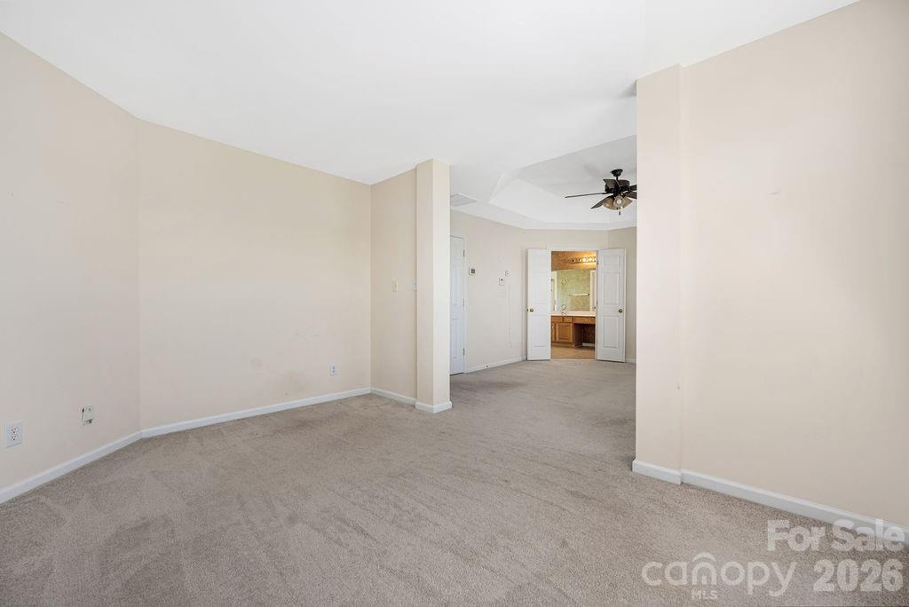 9512 Autumn Applause Drive Property Photo 30