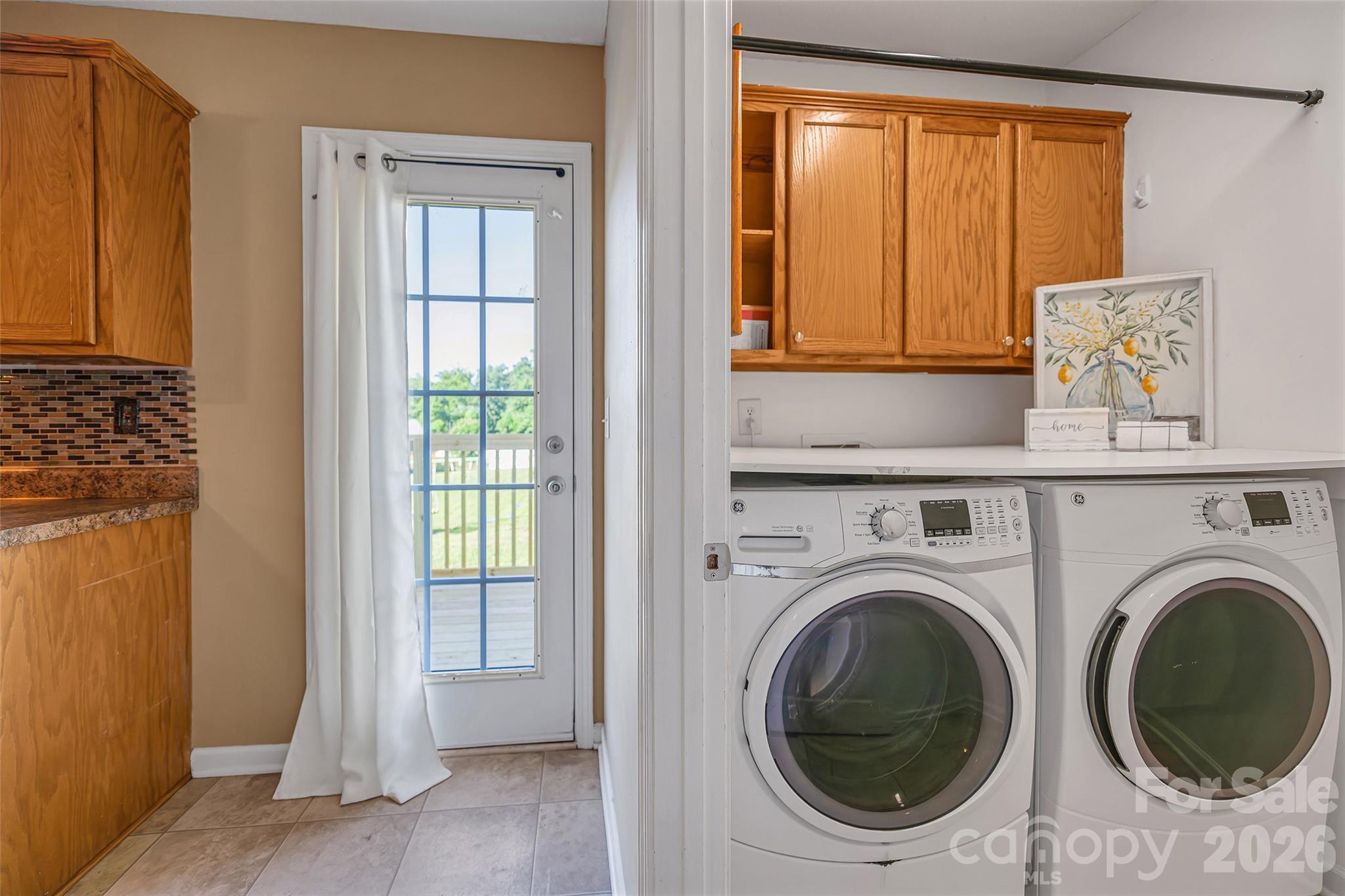 158 Autumn Woods Drive Property Photo 16